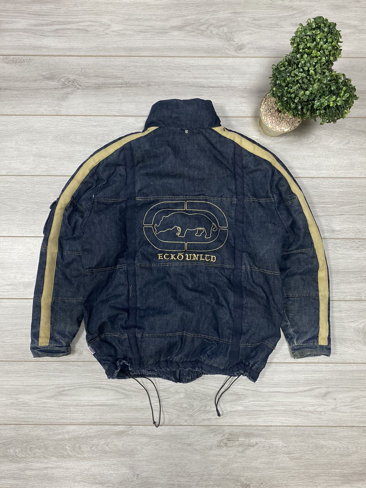 Ecko Unltd. Ecko Unltd Y2K vintage denim puffer down jacket size L Size US L / EU 52-54 / 3 - 1 Thumbnail