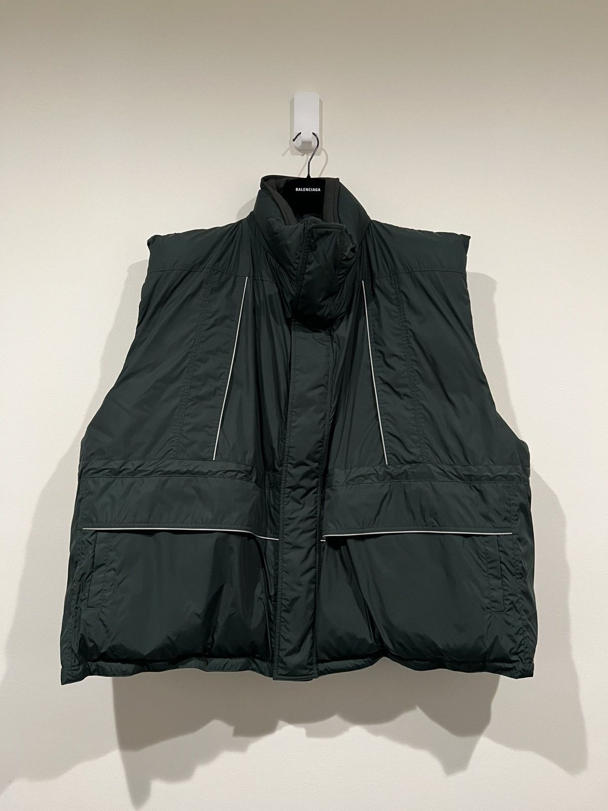 F23 Oversized Wrap Gilet Puffer Vest in Green (4)