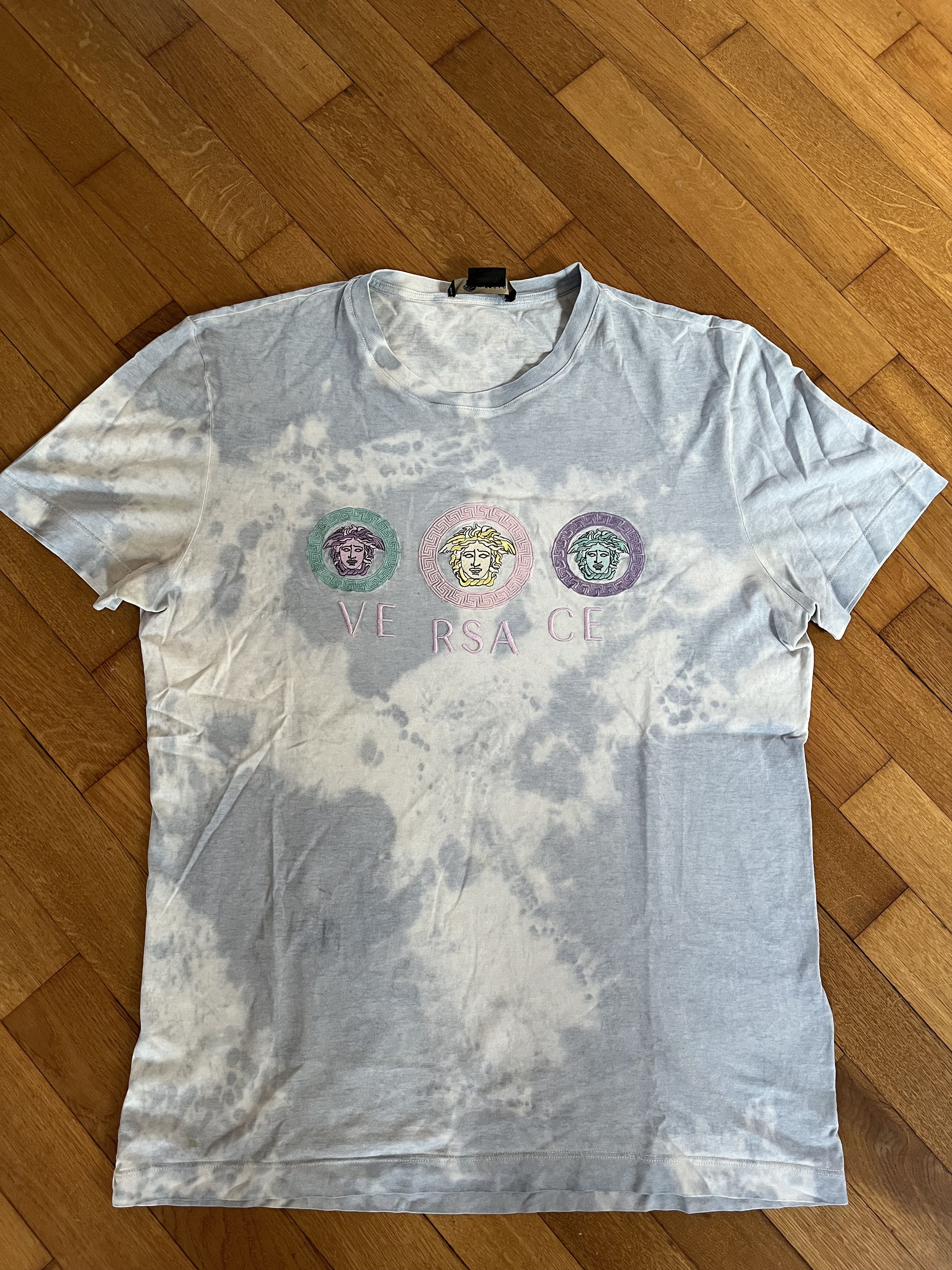 Versace Versace Tie Dye Vintage Rare T-Shirt M Size US M / EU 48-50 / 2 - 1 Thumbnail