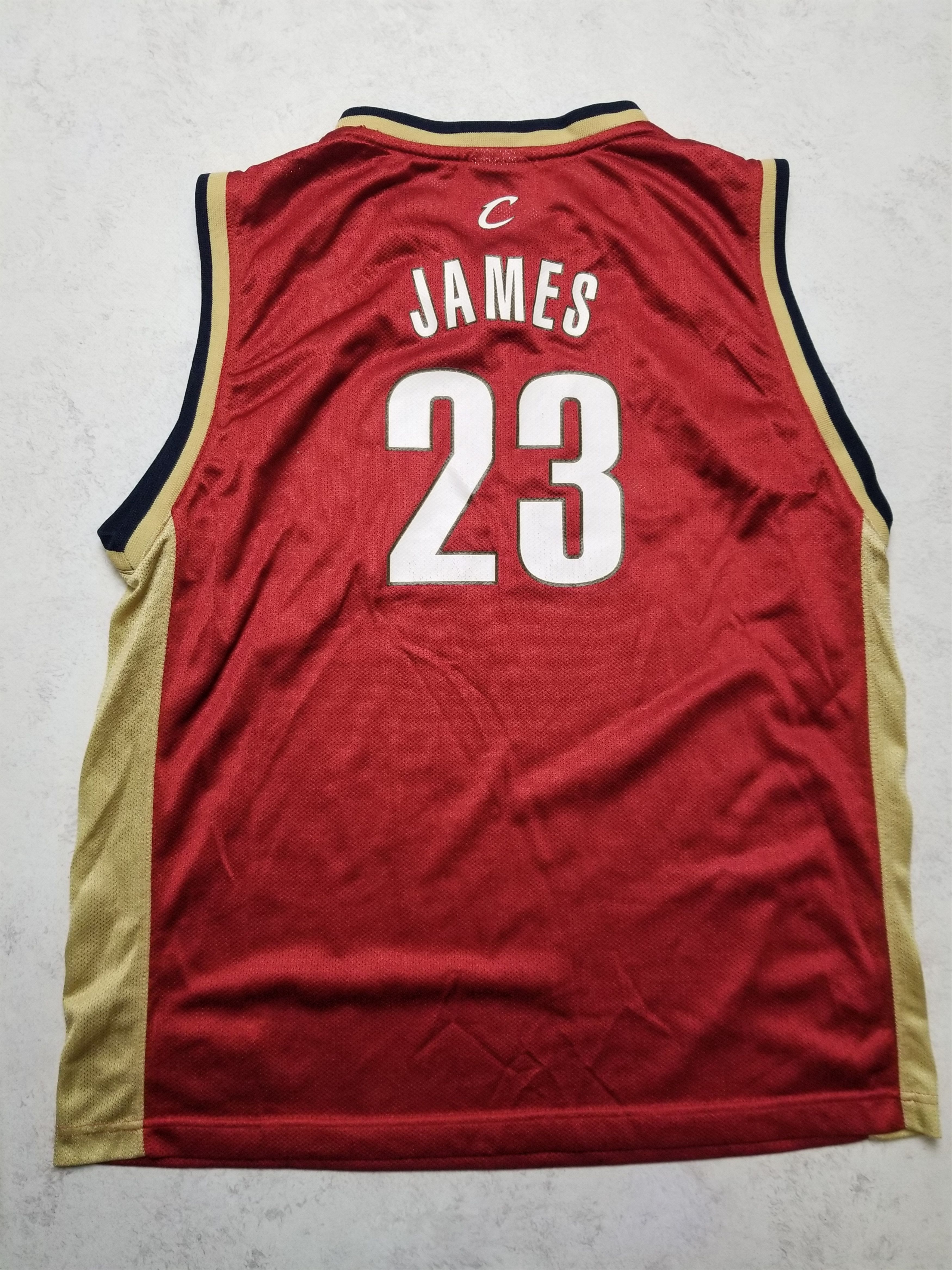Reebok VTG Lebron James Cleveland Cavaliers NBA Jersey Youth XL Size US XS / EU 42 / 0 - 2 Thumbnail