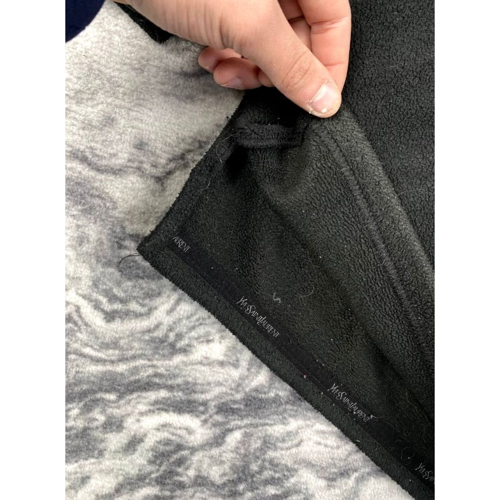 Yves Saint Laurent VINTAGE Yves Saint Laurent Logo Fleece 1/4 Zip Jacket Men Size L Black Big Logo Jacket Size US L / EU 52-54 / 3 - 6 Thumbnail