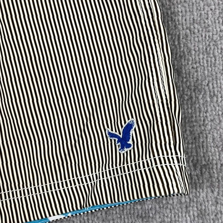 American Eagle Outfitters **American Eagle Mens 28 Trunks Brown Striped Beach Shorts** User: American Eagle Mens 28 Trunks Brown Striped Beach Shorts Size US 28 / EU 44 - 3 Thumbnail