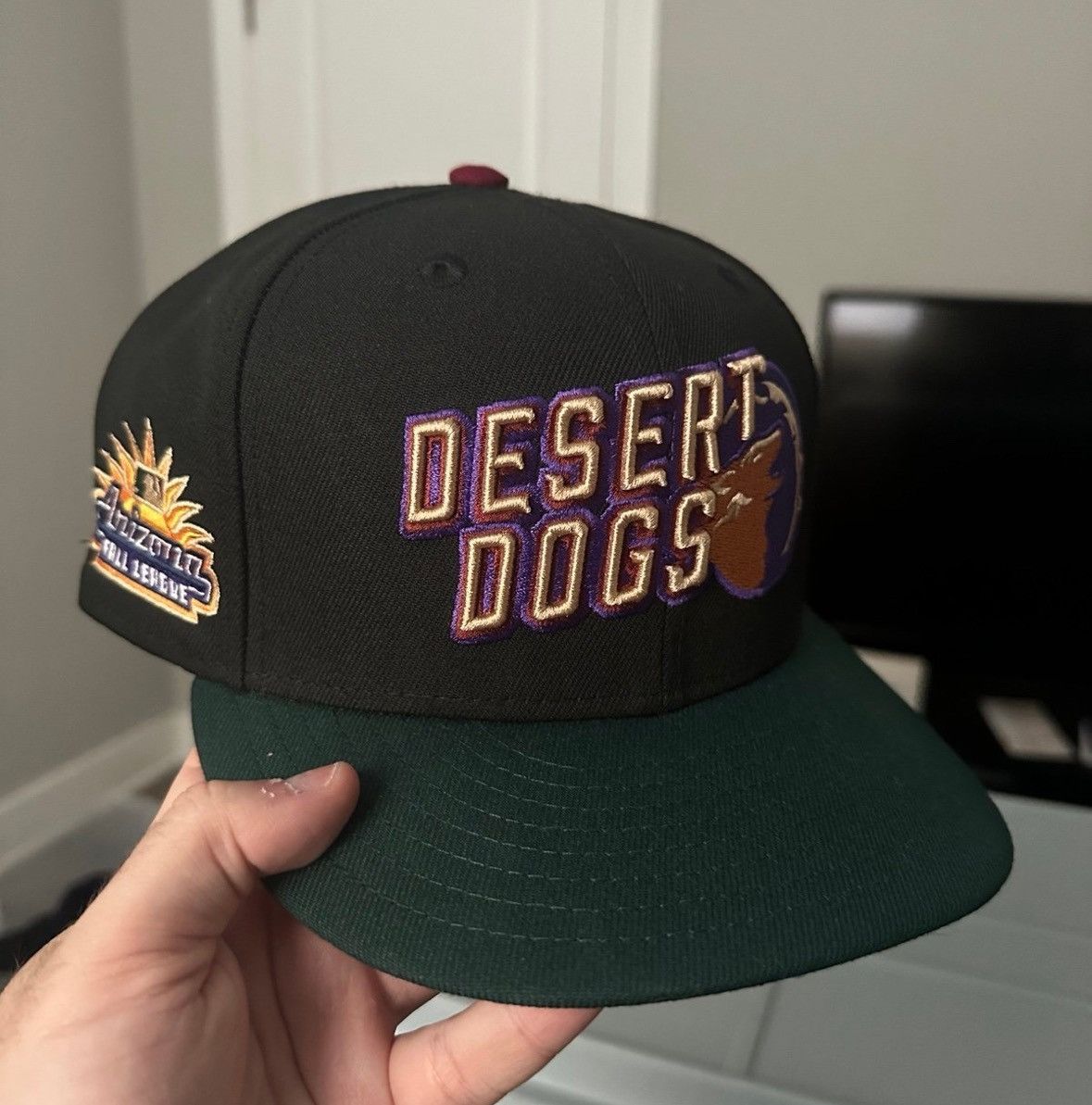 New Era New Era Fitted Hat Desert Dogs 7 3/8 Size 38 - 2 Thumbnail