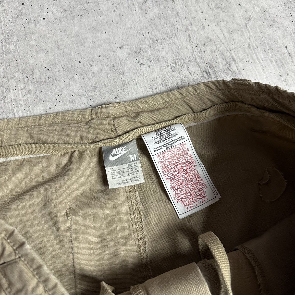 Nike × Vintage 00s Nike Vintage Cargo Baggy Pants Y2K Size US 32 / EU 48 - 4 Thumbnail