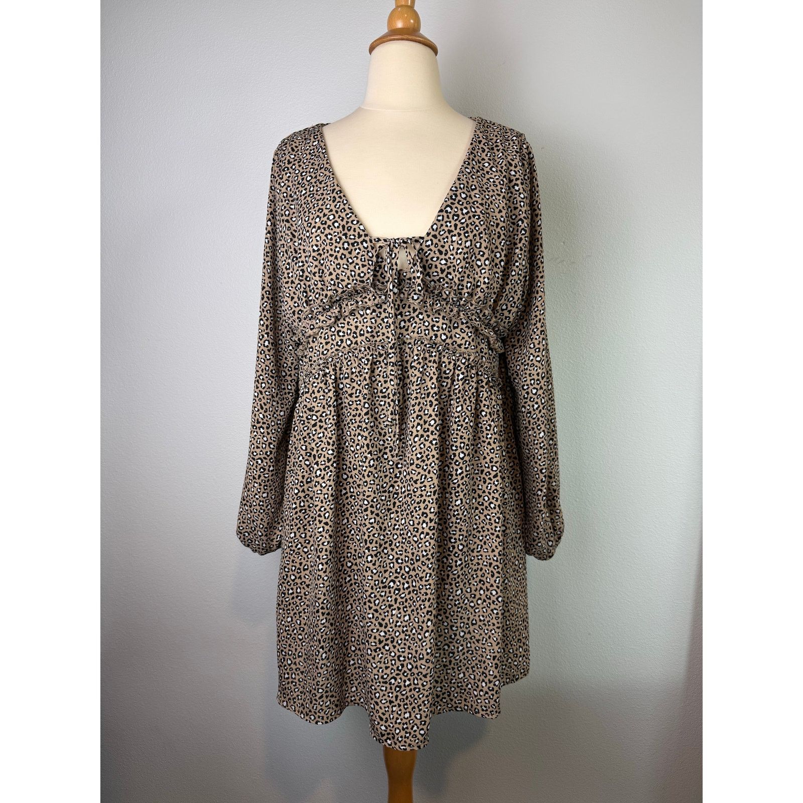 Chicos Altar'd State Leopard Print Dress, Sz Large Size L / US 10 / IT 46 - 1 Thumbnail
