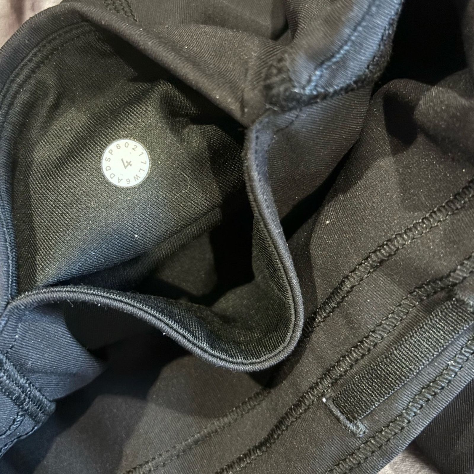 Lululemon LULULEMON Women's Black Train Times Crop Leggings 17" Sz 4 Size 27" / US 4 / IT 40 - 5 Thumbnail