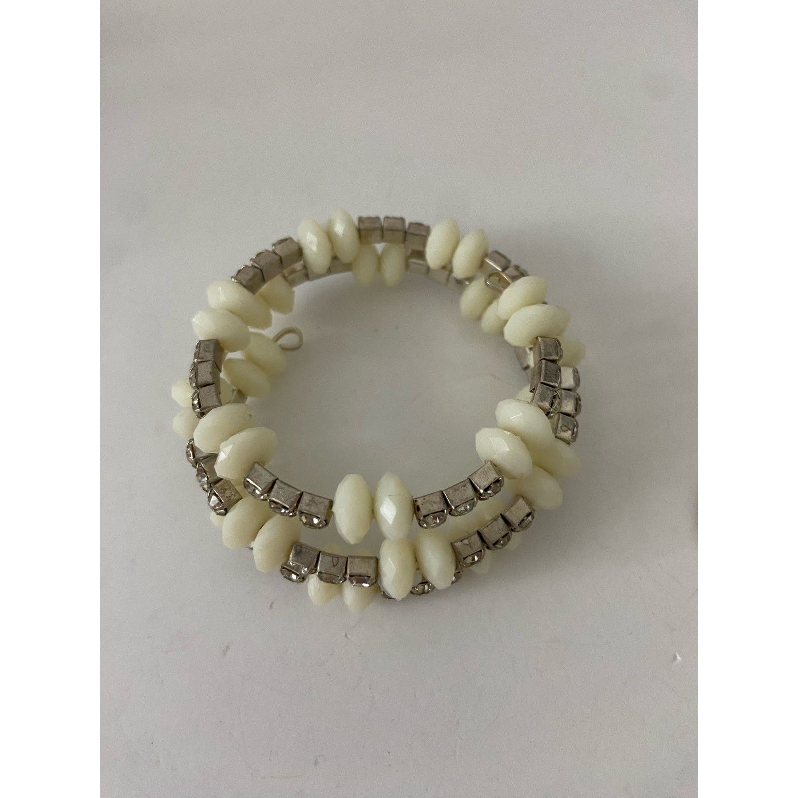 Other White bead and rhinestone wrap bracelet Size ONE SIZE - 4 Thumbnail