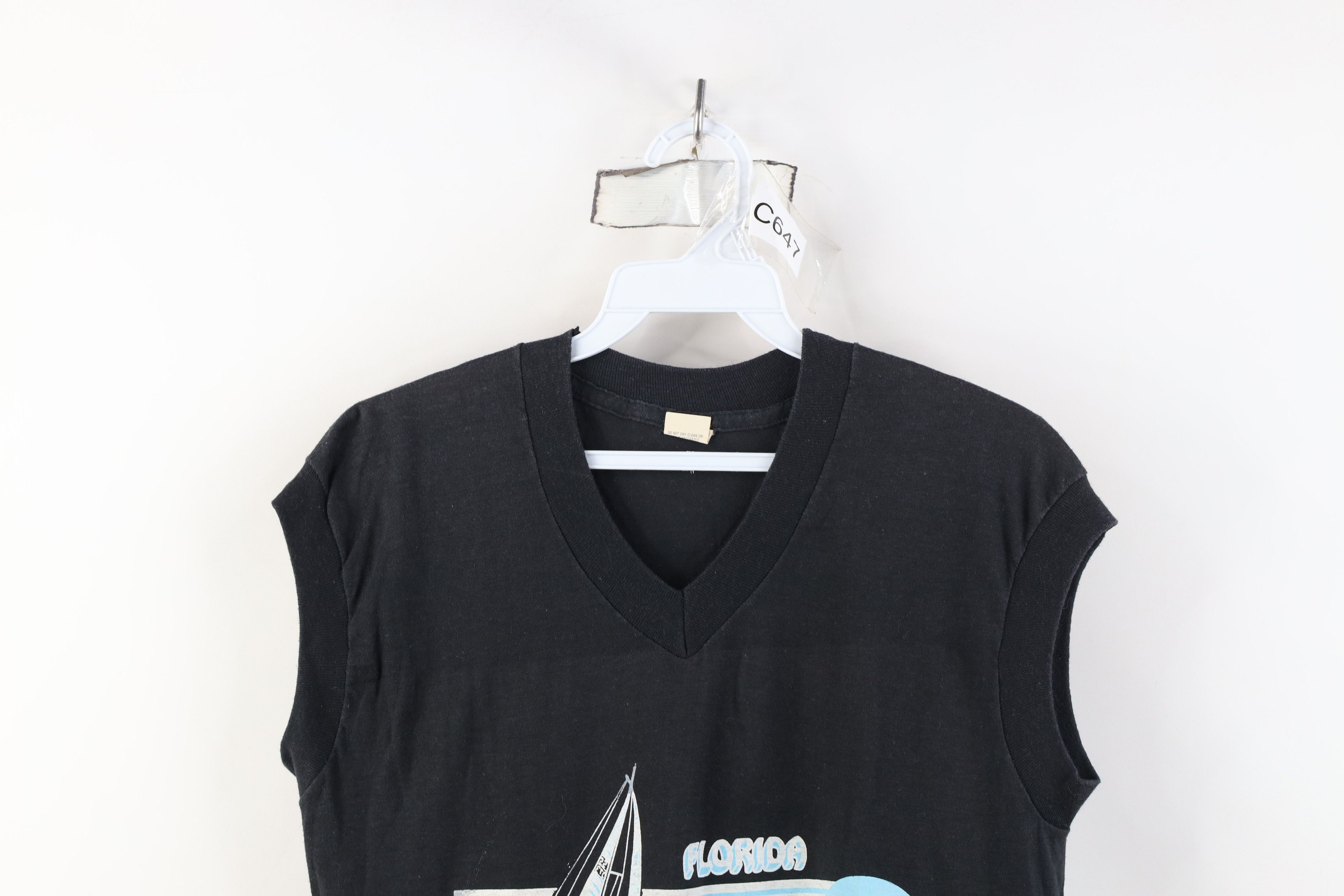 Vintage Vintage 70s 80s Streetwear Sailing Sleeveless T-Shirt USA Size M / US 6-8 / IT 42-44 - 2 Thumbnail