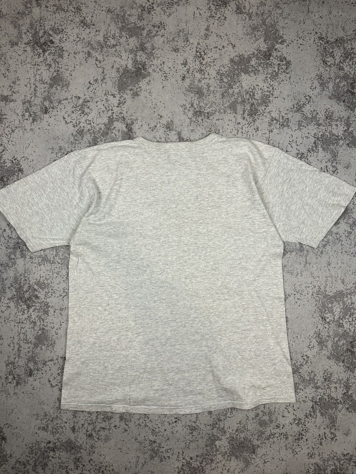 Champion Champion Minimal Logo Tee Vintage USA Tag Size US M / EU 48-50 / 2 - 7 Thumbnail