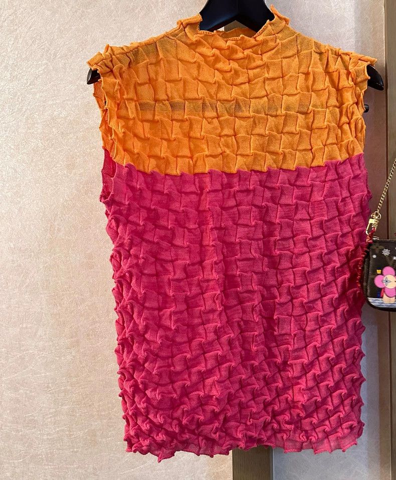 Issey Miyake issey miyake size:2 Pleated two-color vest 2506-Nextarrow Size XXS / US 00 / IT 34 - 1 Thumbnail