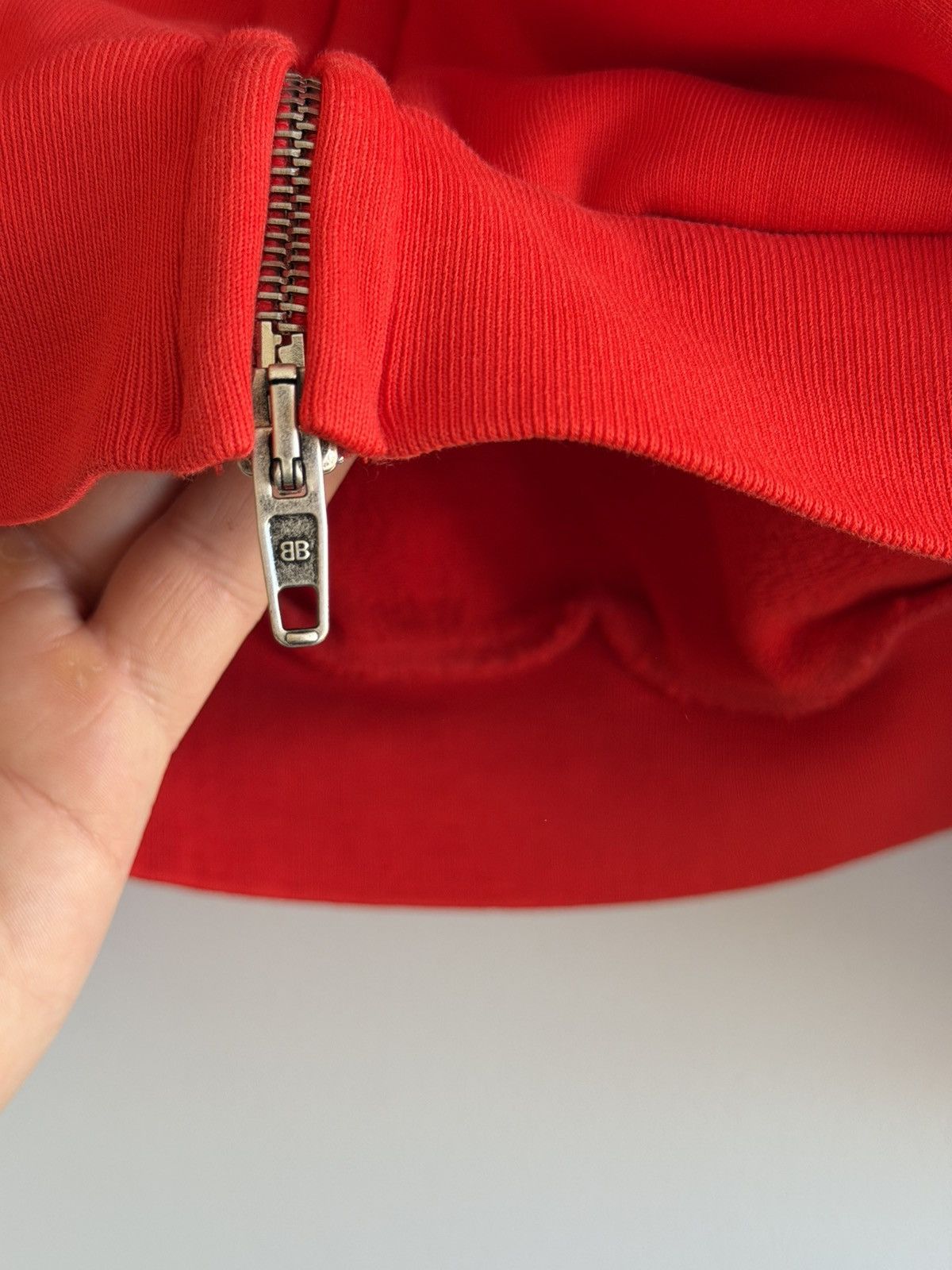 Balenciaga × Under Armour *RARE* BALENCIAGA DEMNA UNDER ARMOUR REGULAR FIT HOODIE RED Size US XXS / EU 40 - 18 Thumbnail