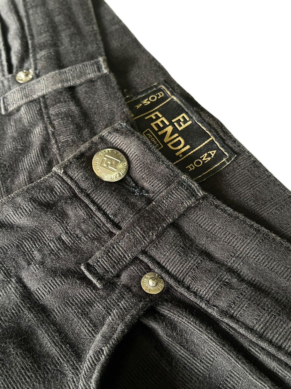 Fendi Fendi women’s vintage jeans Size 27" / US 4 / IT 40 - 7 Thumbnail
