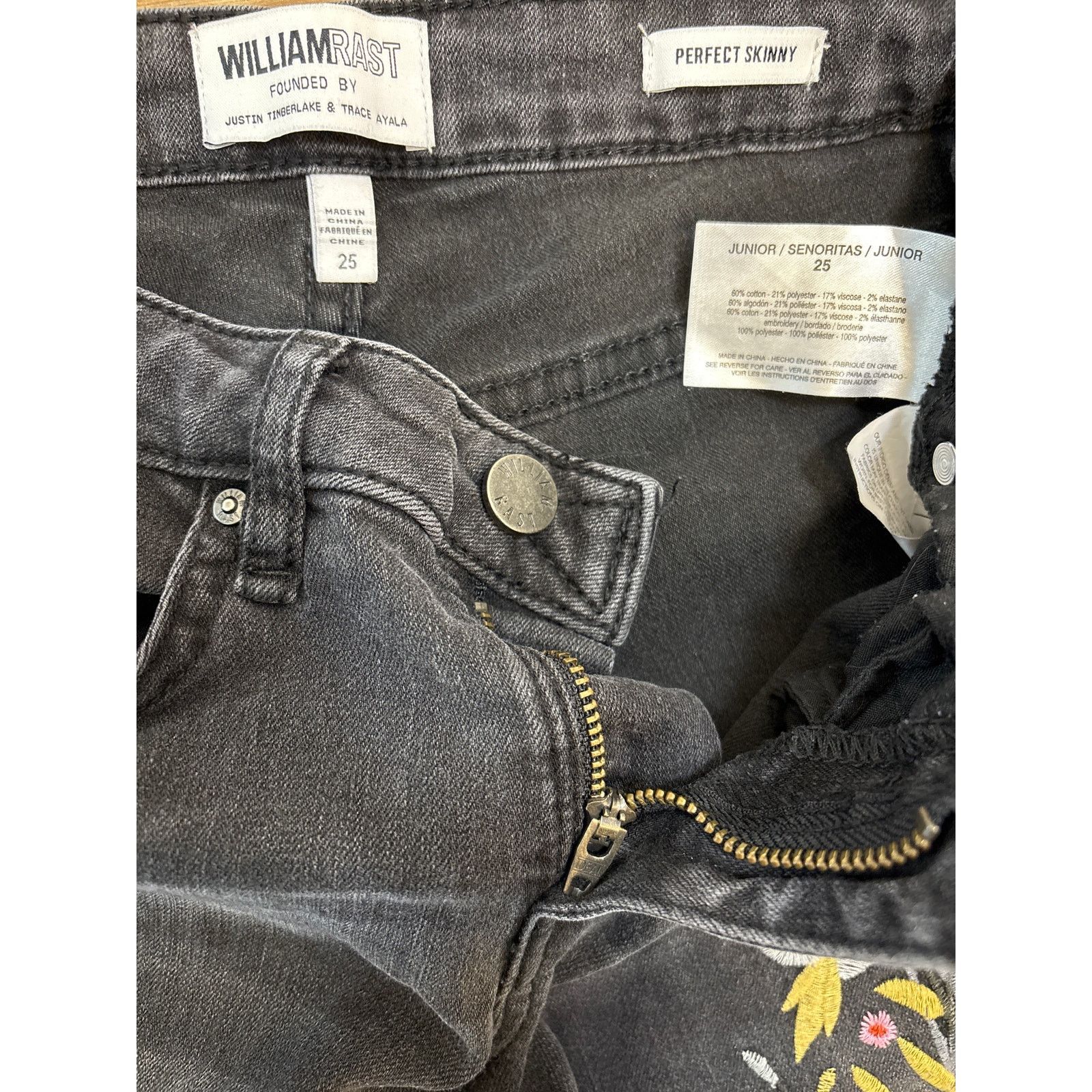 William Rast William Rast embroidered Perfect skinny Jean black junior 25 Size 25" / US 0 / IT 36 - 3 Thumbnail