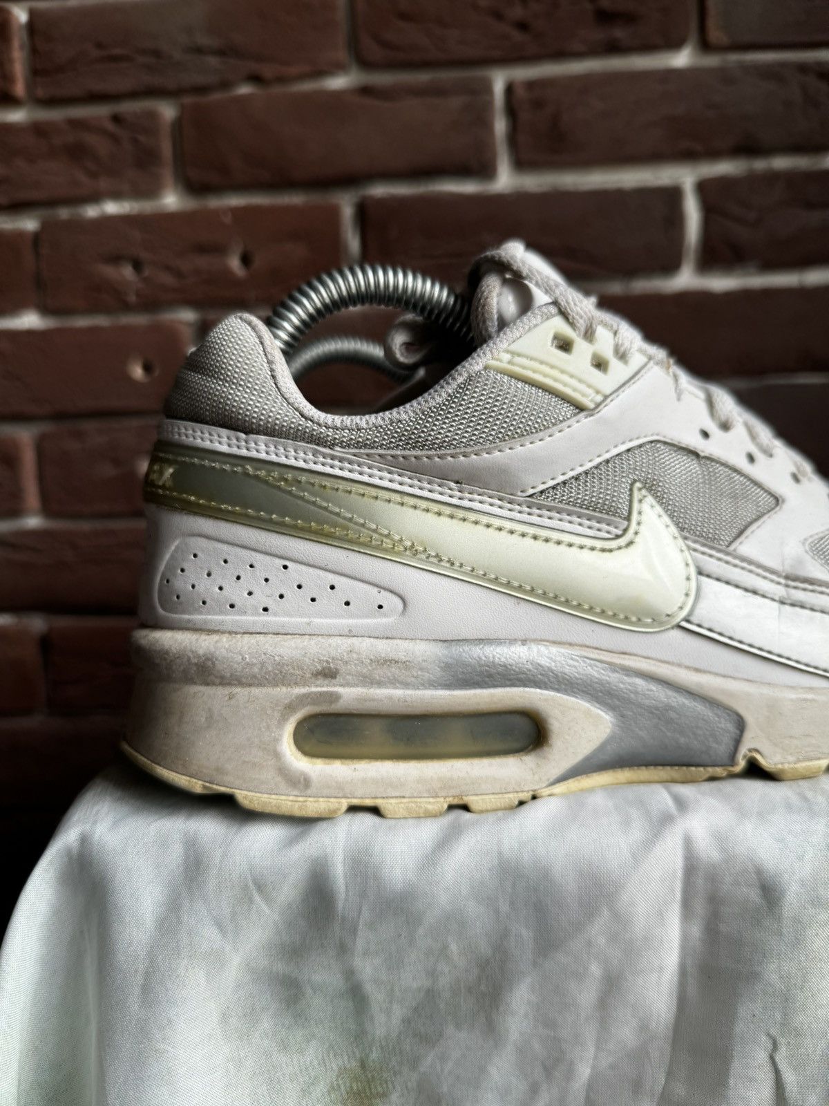 Nike Nike Air Max Classic Bw Vintage Y2k 2011 Silver Hype Kicks Size US 7 / EU 40 - 3 Thumbnail