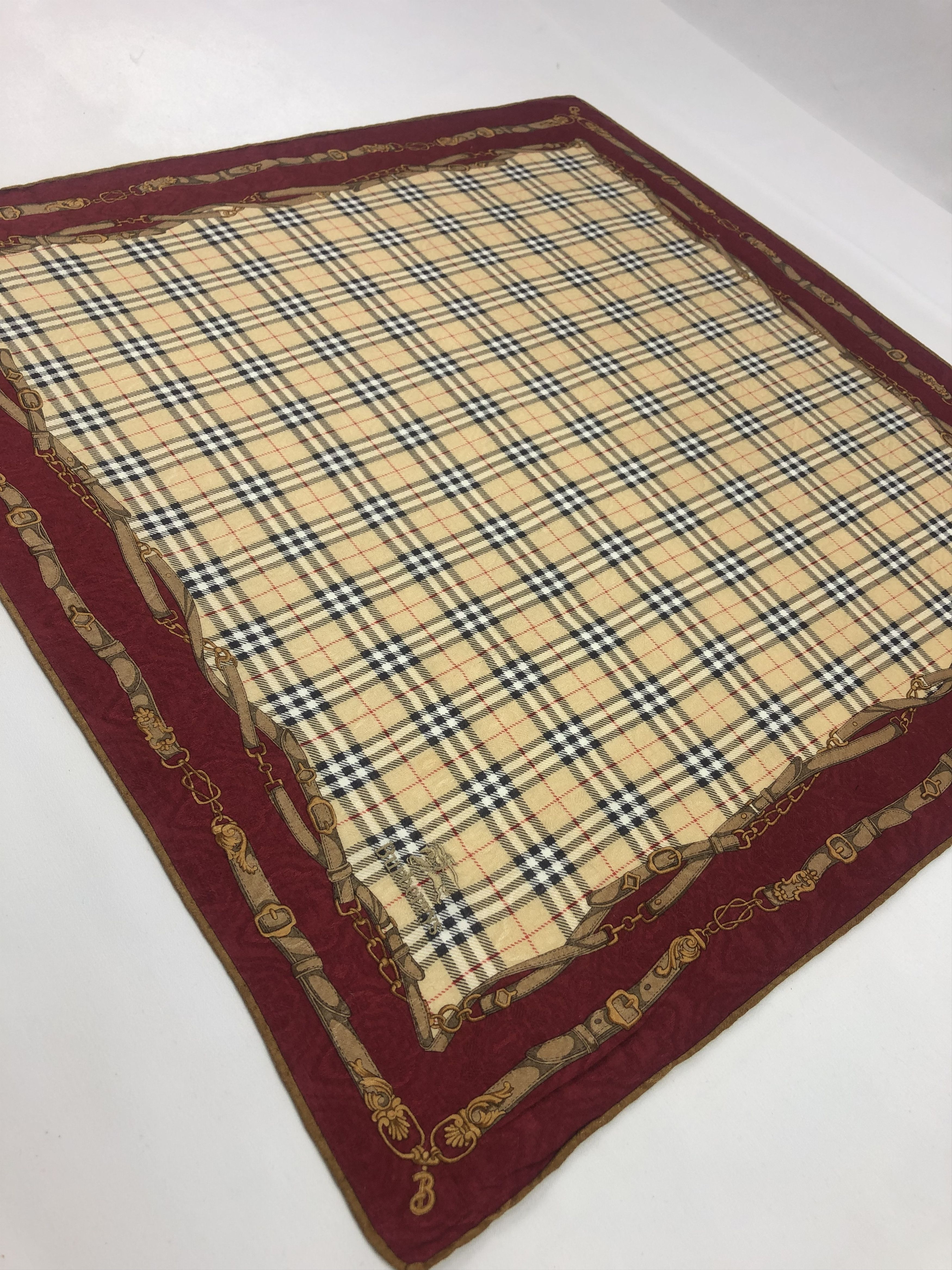 Burberry Burberry Handkerchief / Bandana / Neckerchief / Headscarf Size ONE SIZE - 4 Thumbnail