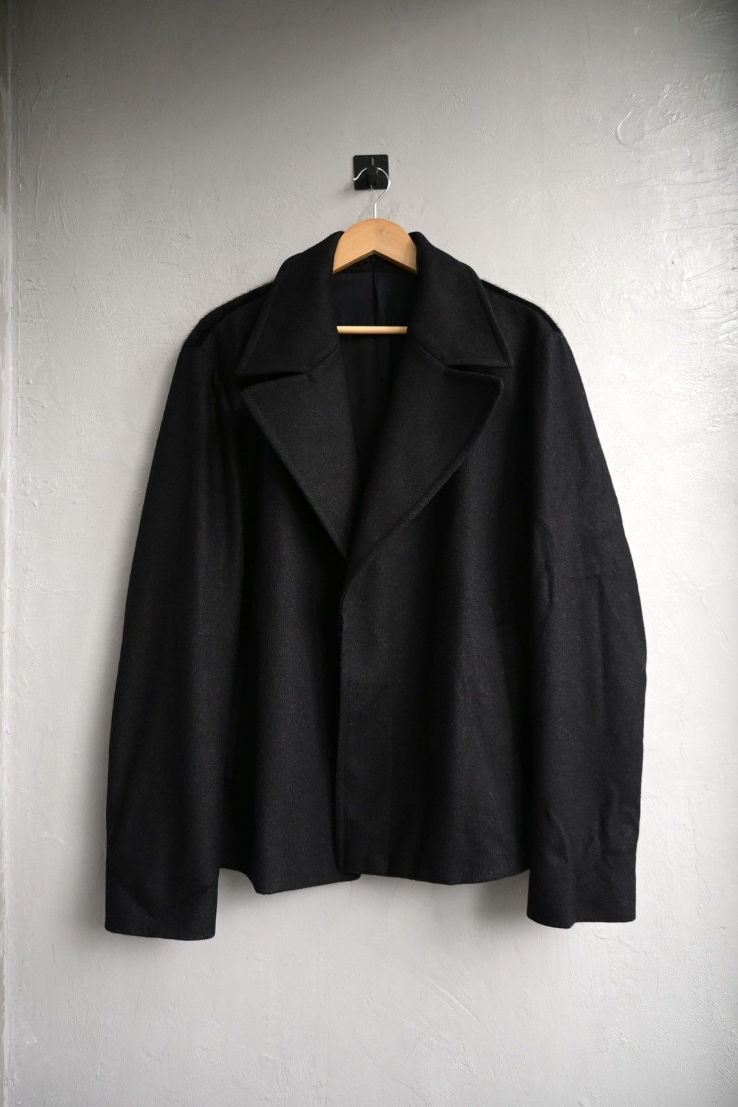 Emporio Armani Emporio Armani FW14 pony hair detachable collar crop jacket Size US L / EU 52-54 / 3 - 12 Thumbnail