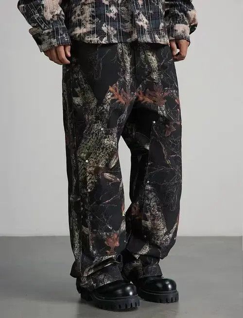 Vintage leaf camouflage logging studded trousers