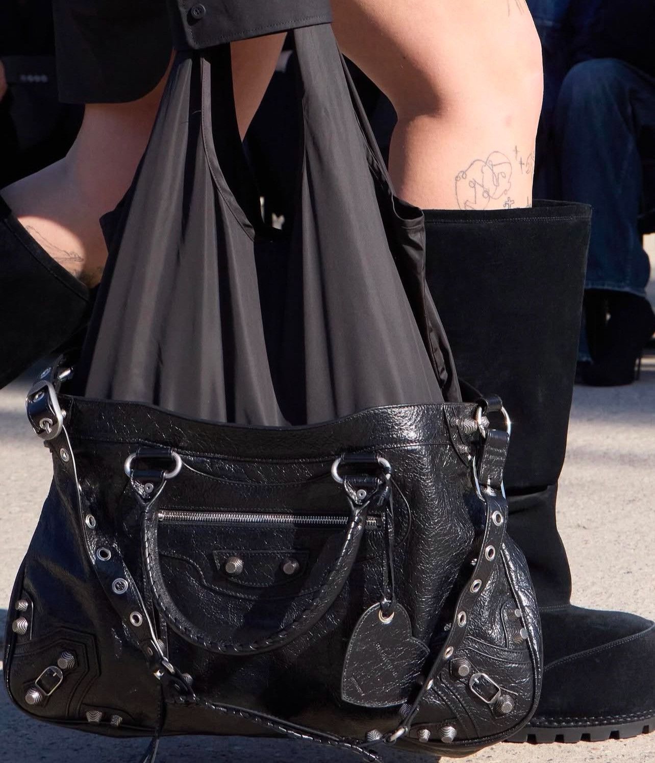 Balenciaga RUNWAY Neo Cagole XL Shoulder Tote Bag Size ONE SIZE - 1 Thumbnail