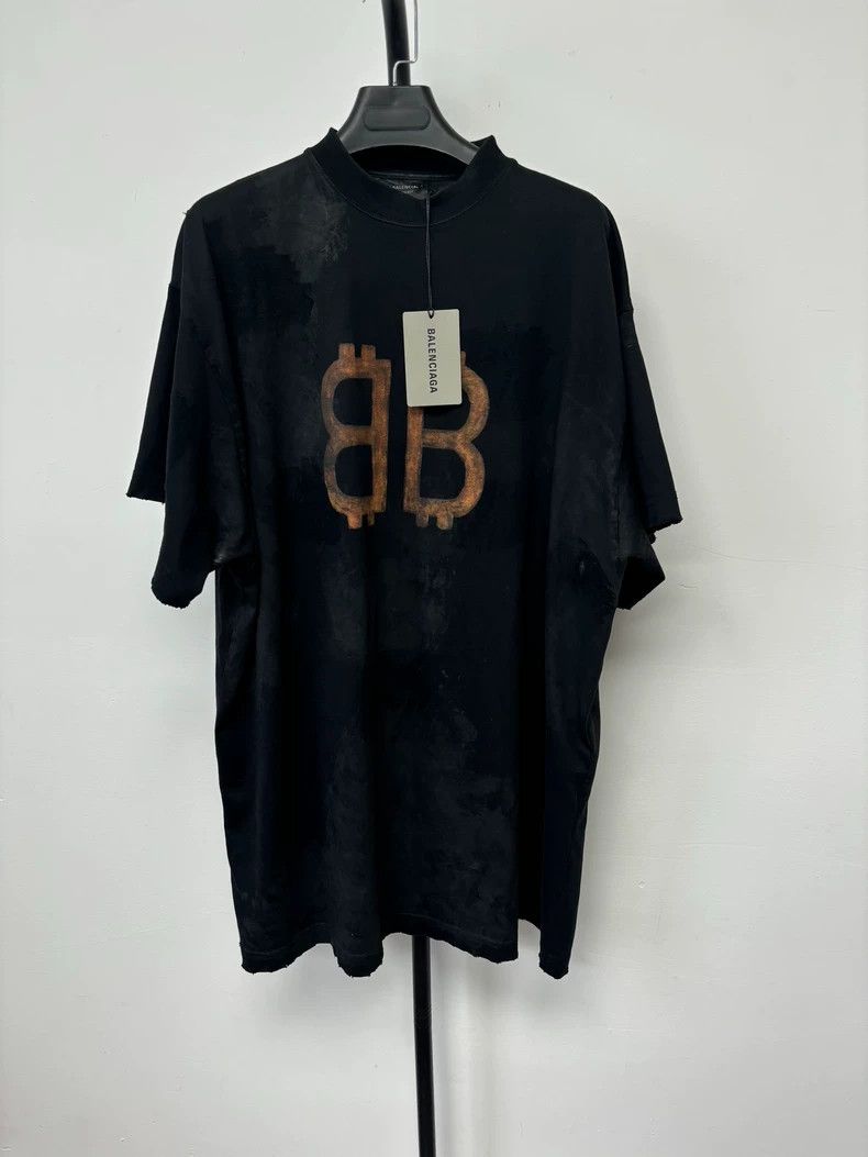 Balenciaga Balenciaga Bitcoin mud-dyed short sleeve Size US M / EU 48-50 / 2 - 1 Thumbnail