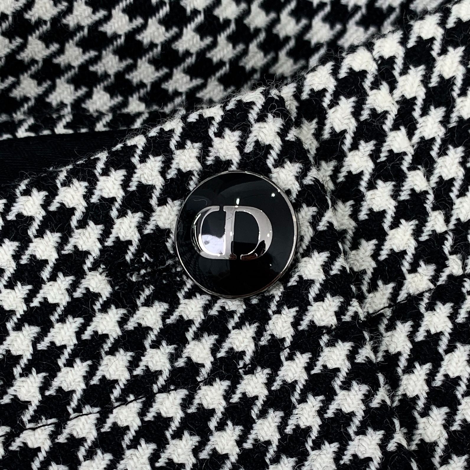 Dior Dior Skirt Houndstooth Wool Blend High-Waisted Womens Skirt Size XXS / US 00 / IT 34 - 5 Thumbnail