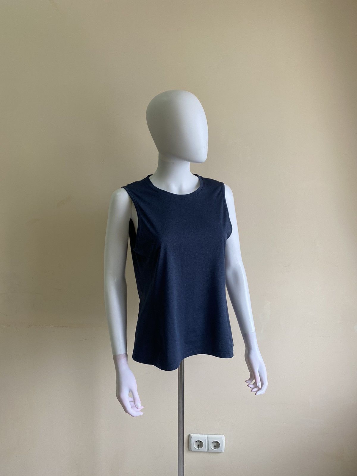 Arc'teryx Arcteryx Womens Blue Sleeveless Top Size S Size S / US 4 / IT 40 - 1 Thumbnail