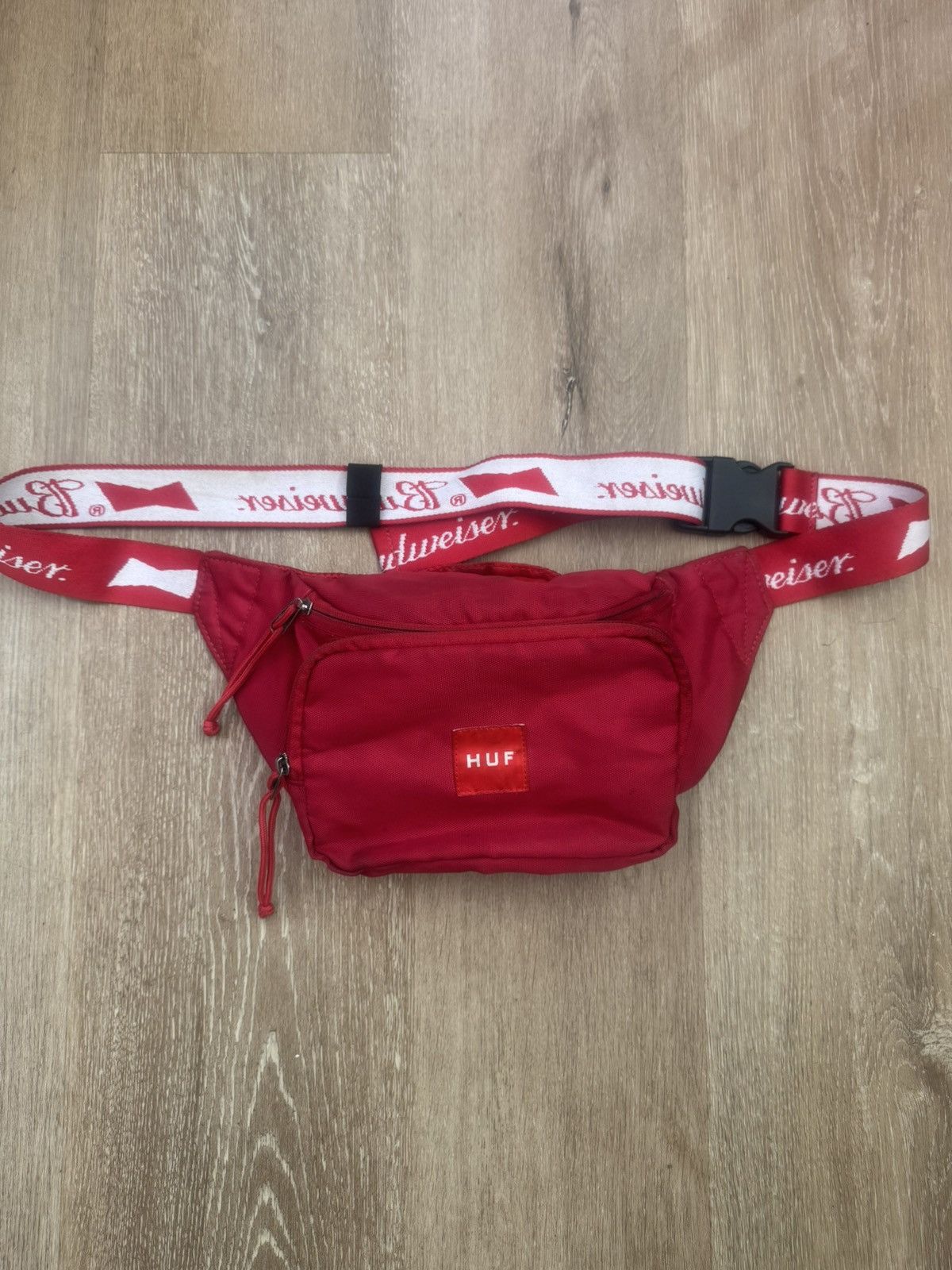 Budweiser × Huf Budweiser x HUF Official Beer Cooler Fanny Pack Size ONE SIZE - 1 Thumbnail