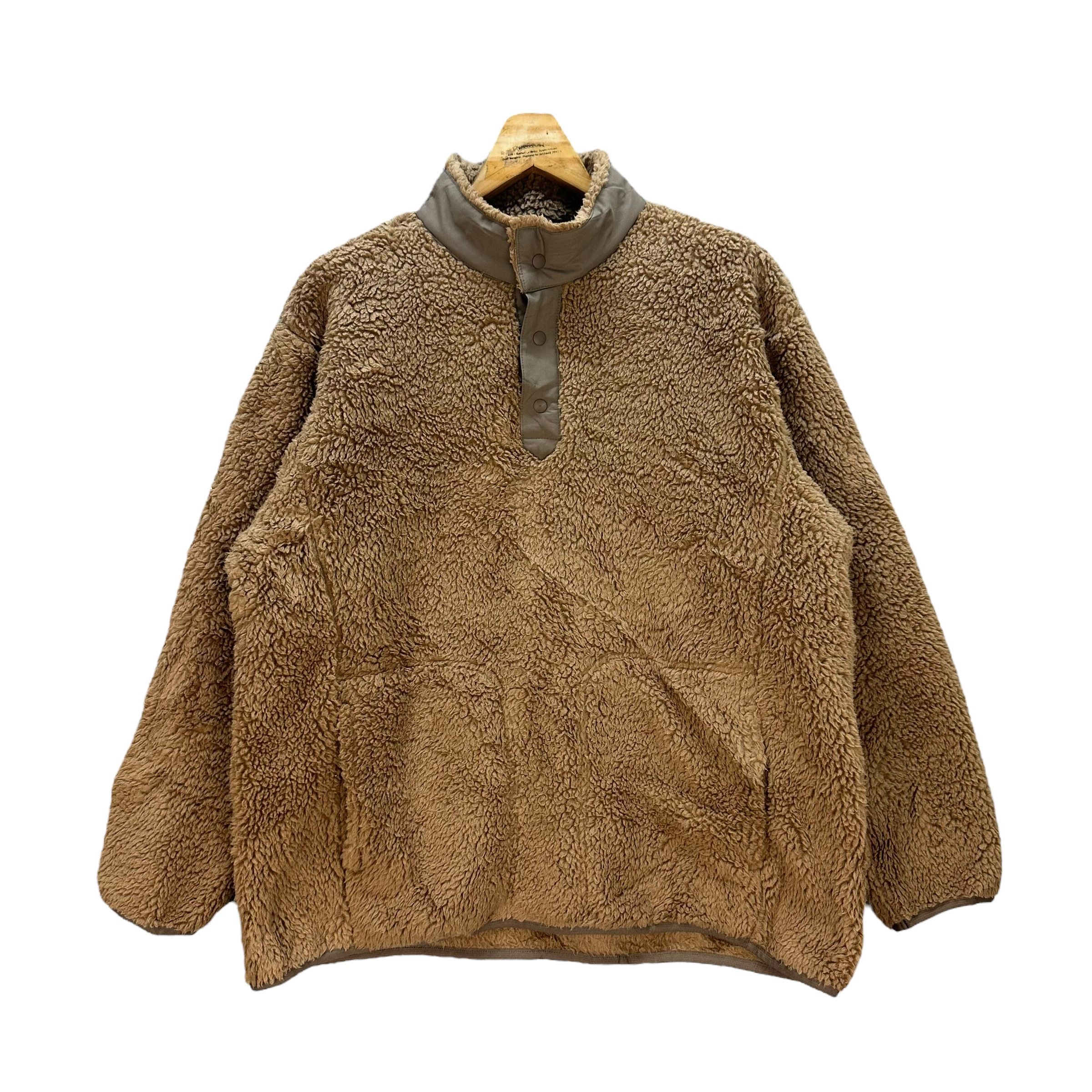 Uniqlo × White Mountaineering WHITE MOUNTAINEERING HALF BUTTON FLEECE #8948-041 Size US XL / EU 56 / 4 - 1 Thumbnail
