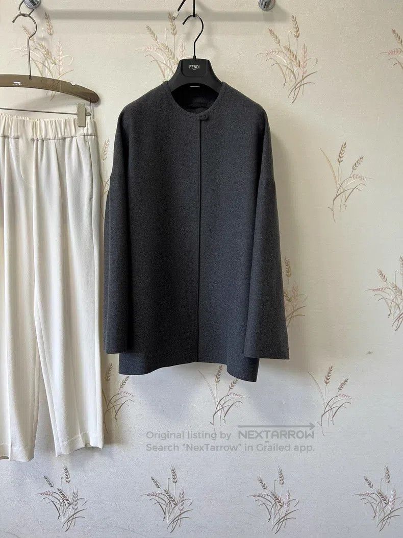 The Row The Row size 6 Premium dark grey wool overcoat Size M / US 6-8 / IT 42-44 - 2 Thumbnail