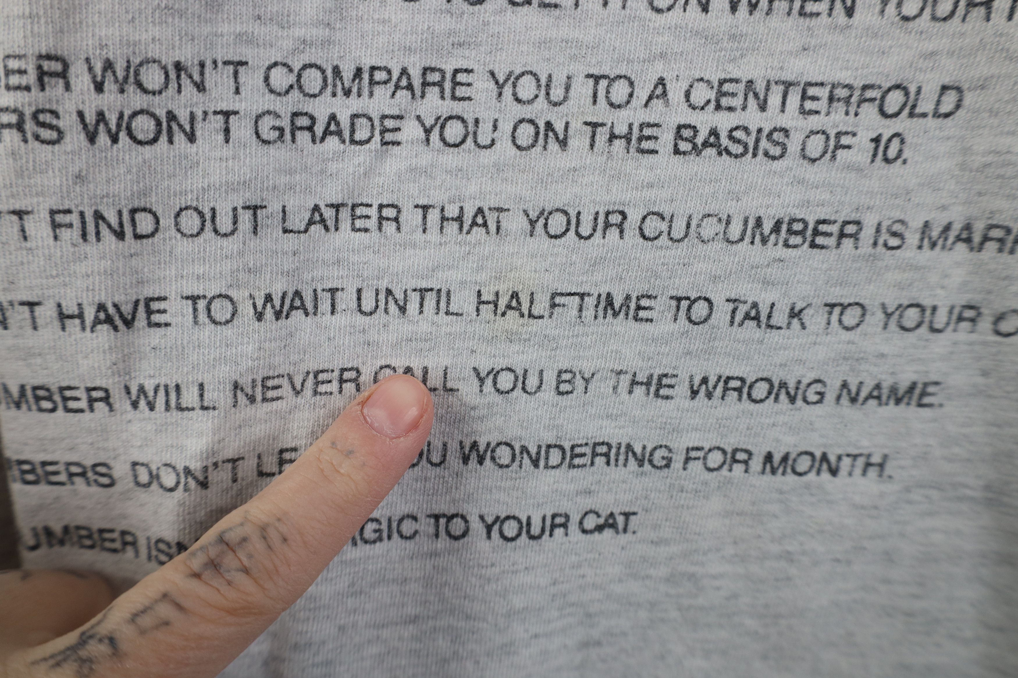 Vintage Vintage 90s Reasons Cucumbers Better Than A Man T-Shirt Gray Size XL / US 12-14 / IT 48-50 - 7 Thumbnail