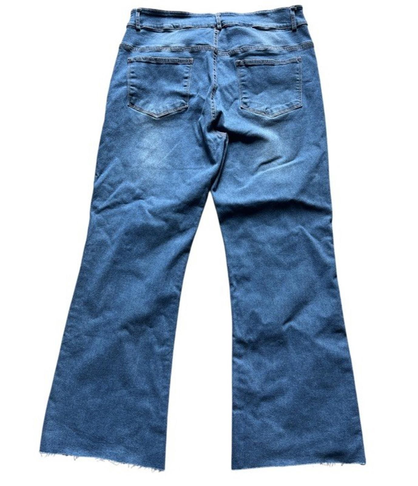 Petit Bateau Petite Relaxed Bootcut Jeans Sz Large Stretch Raw Hem Size 36" / US 14 / IT 50 - 2 Thumbnail