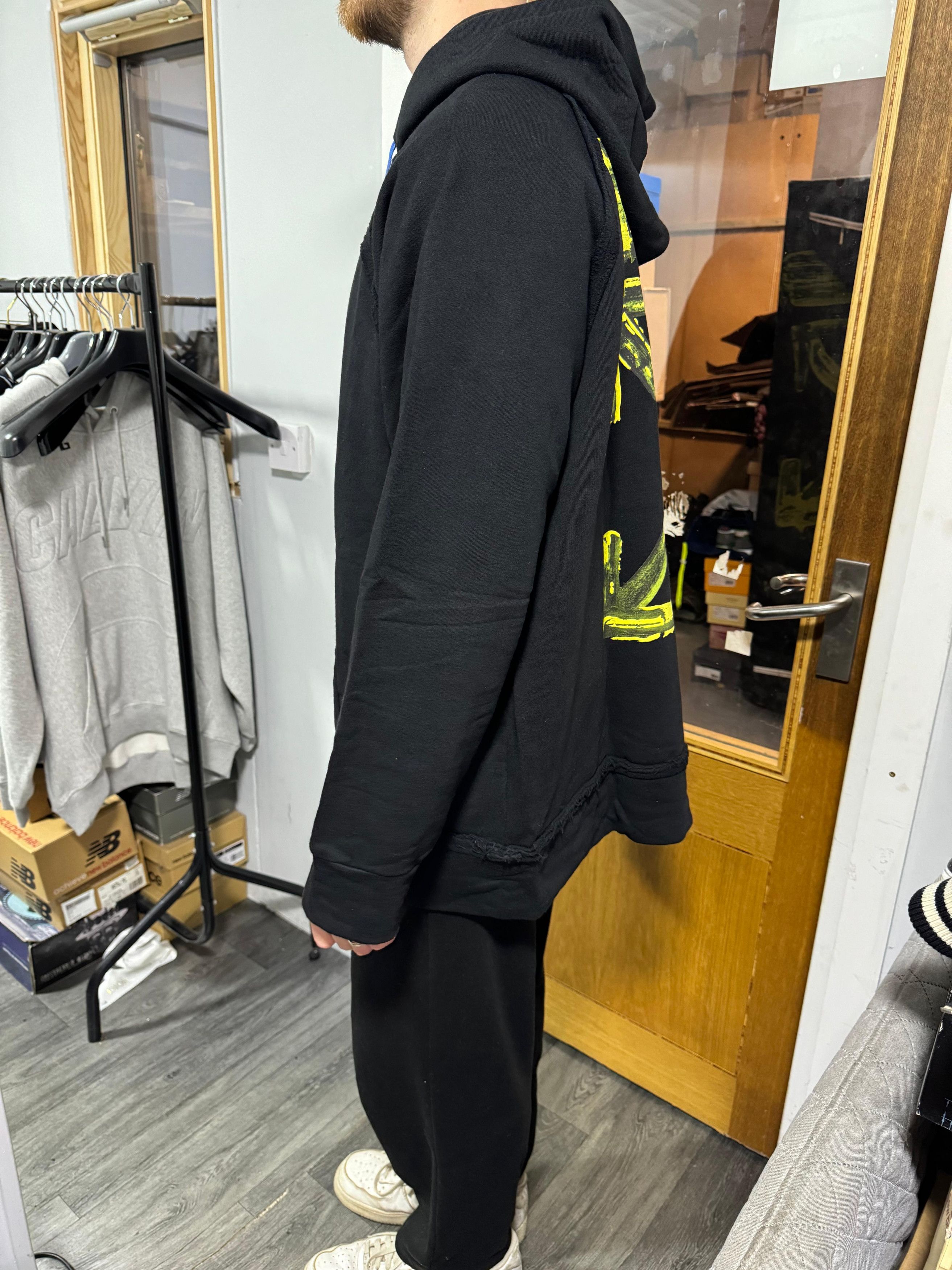 Off-White Black and Yellow Acrylic Arrows Oversized Hoodie Size L / US 10 / IT 46 - 4 Thumbnail