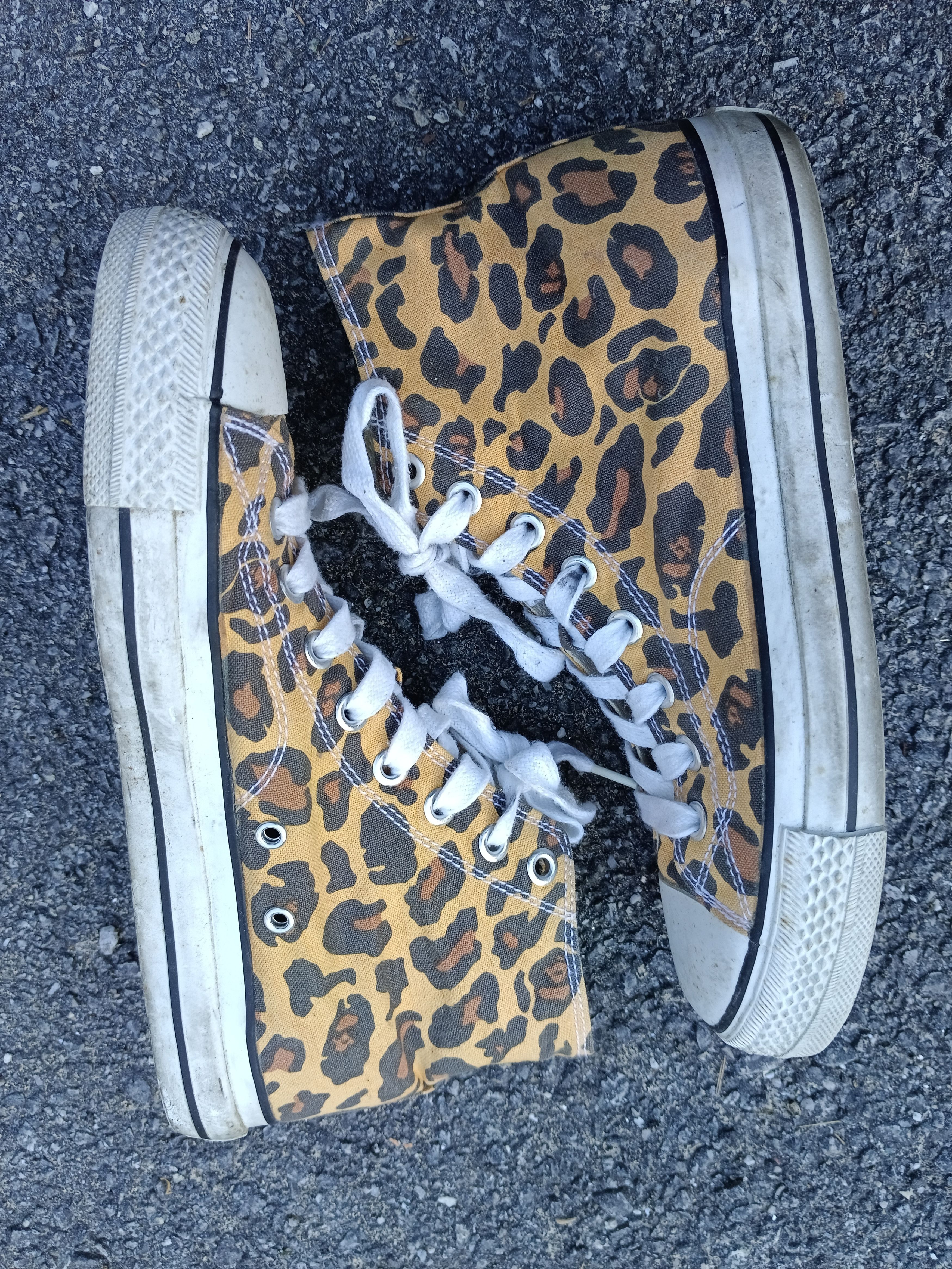 Bape RARE🔥BAPE REIGN SUPREME LEOPARD Size US 8 / EU 41 - 4 Thumbnail