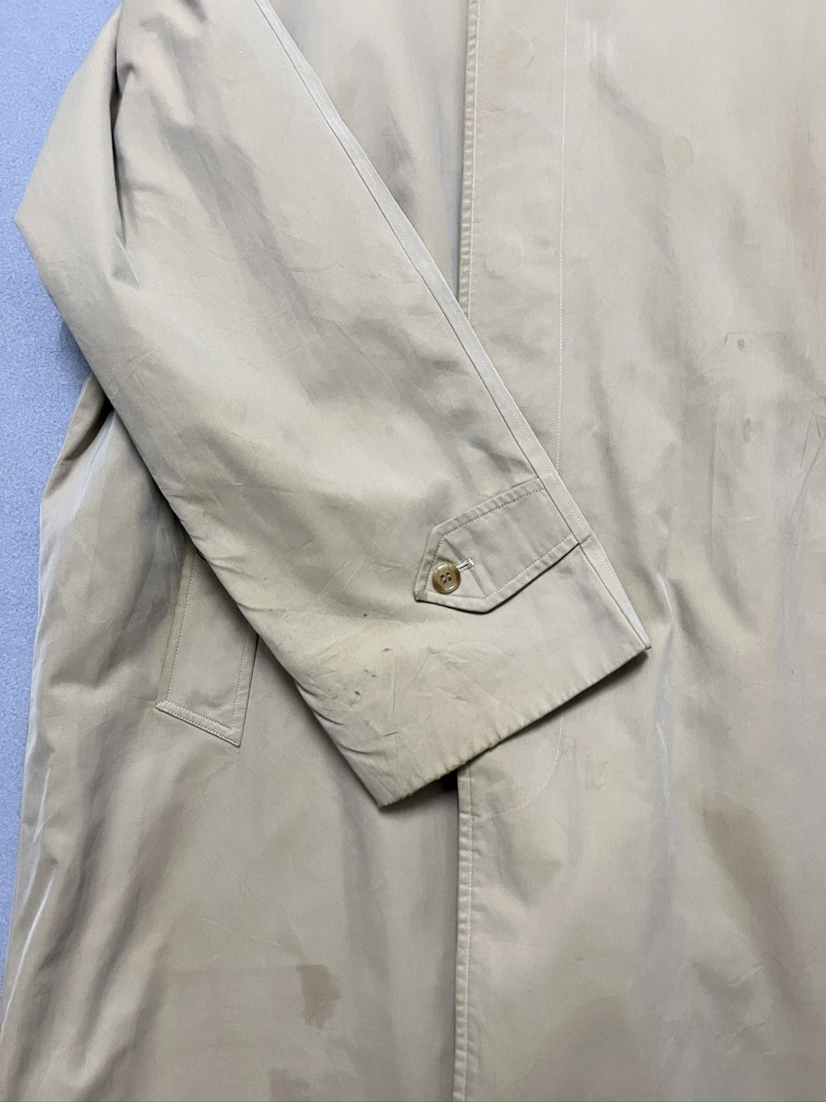 Burberry 345. 90’s Vintage burberrys trench coat Size US L / EU 52-54 / 3 - 10 Thumbnail