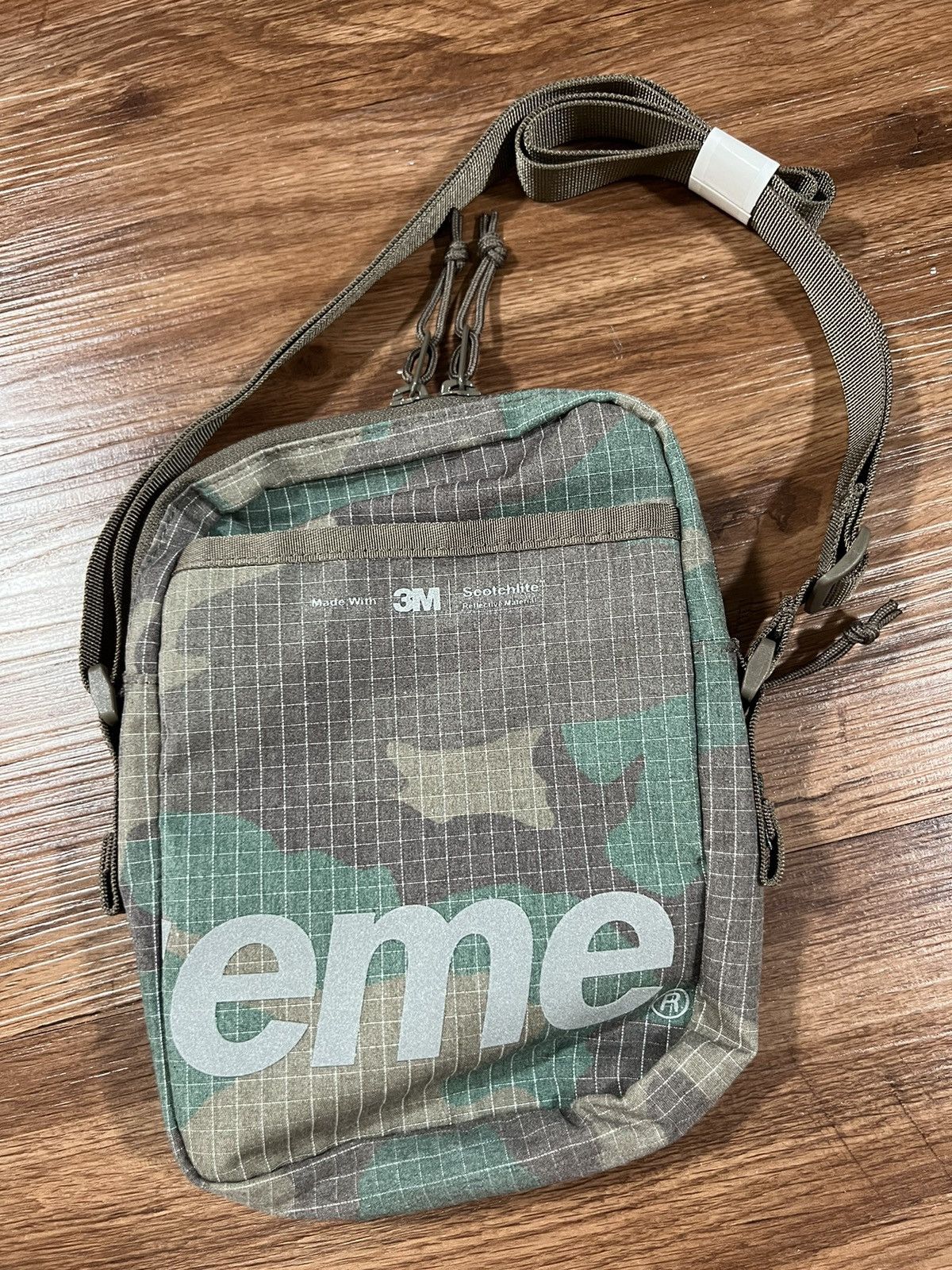Hypebeast × Supreme Supreme Side Bag woodland camo Size ONE SIZE - 2 Thumbnail