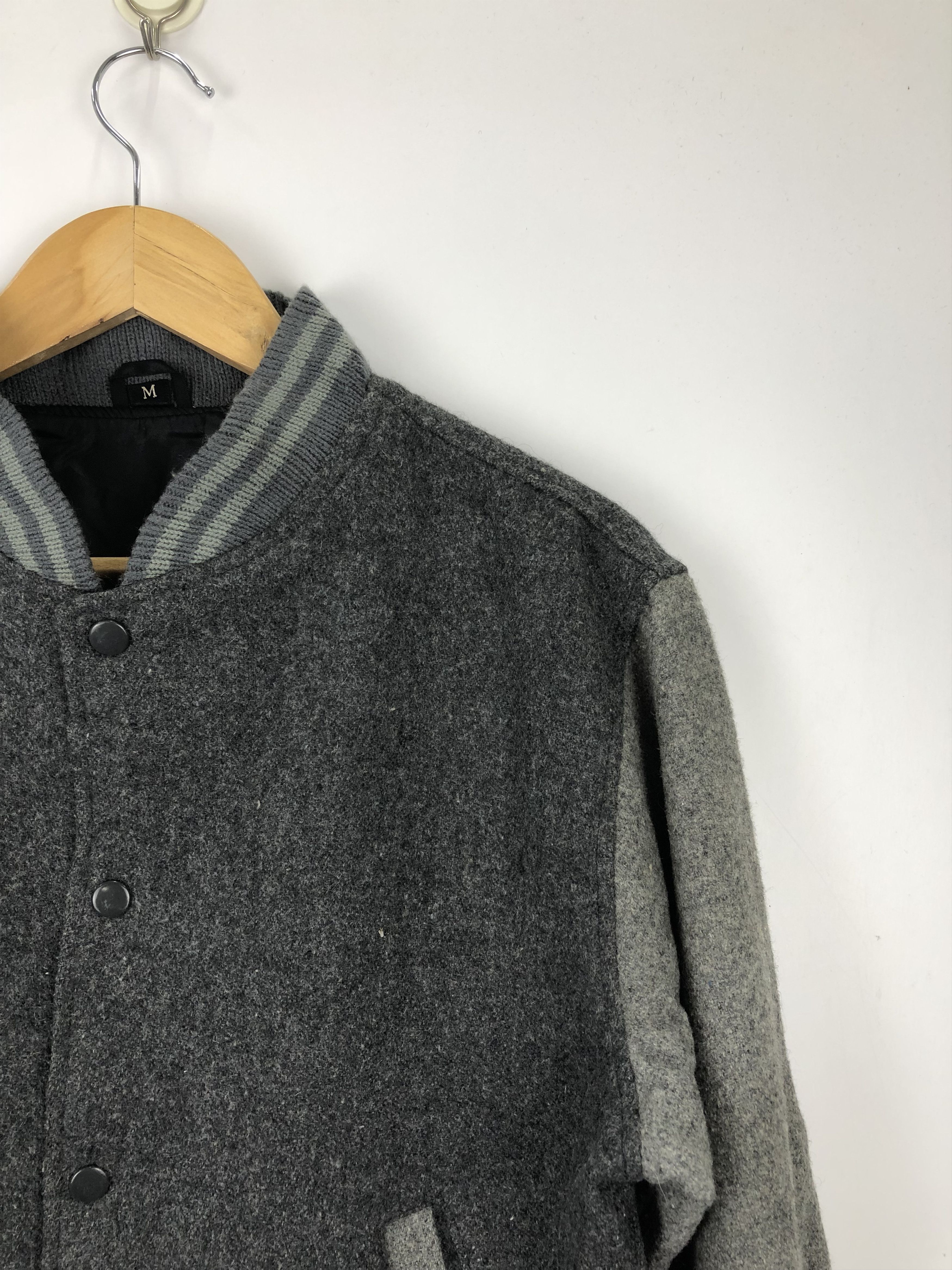 Vintage Vintage Japanese Brand Wool Varsity Jacket V0411 Size US M / EU 48-50 / 2 - 6 Thumbnail