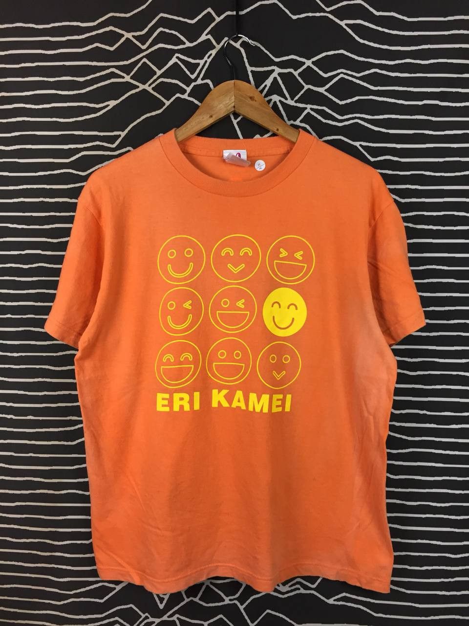 Band Tees Eri Kamei Morning Musume Hello! Project Smiley Face Tee Size US L / EU 52-54 / 3 - 1 Thumbnail