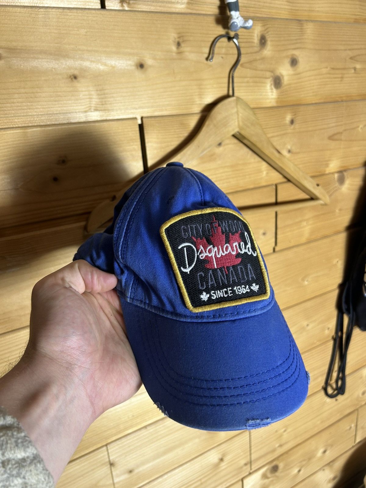 Dsquared2 Dsquared2 Fur cap FW 2004 ready to wear | Grailed