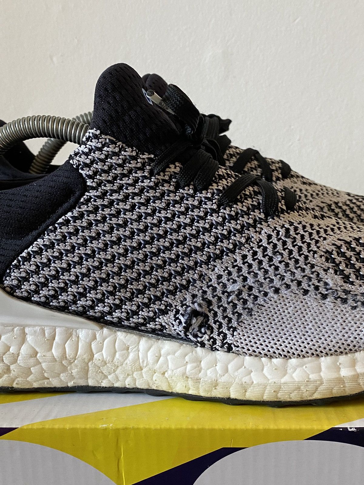 Adidas Adidas Ultraboost SNS Size US 9 / EU 42 - 7 Thumbnail