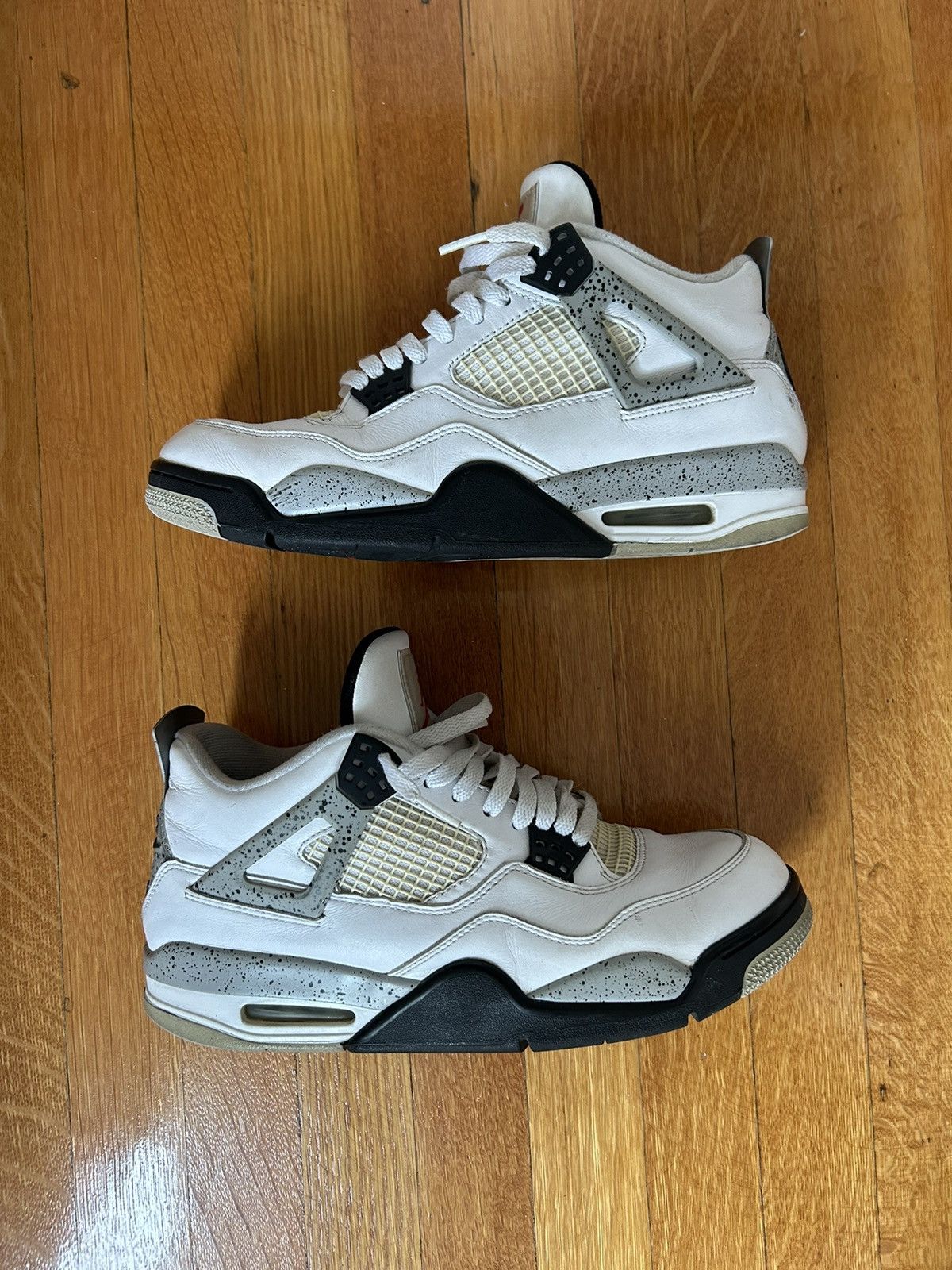 Jordan Brand × Nike Jordan 4 White Cement Retro OG 2016 Size US 10.5 / EU 43-44 - 2 Thumbnail