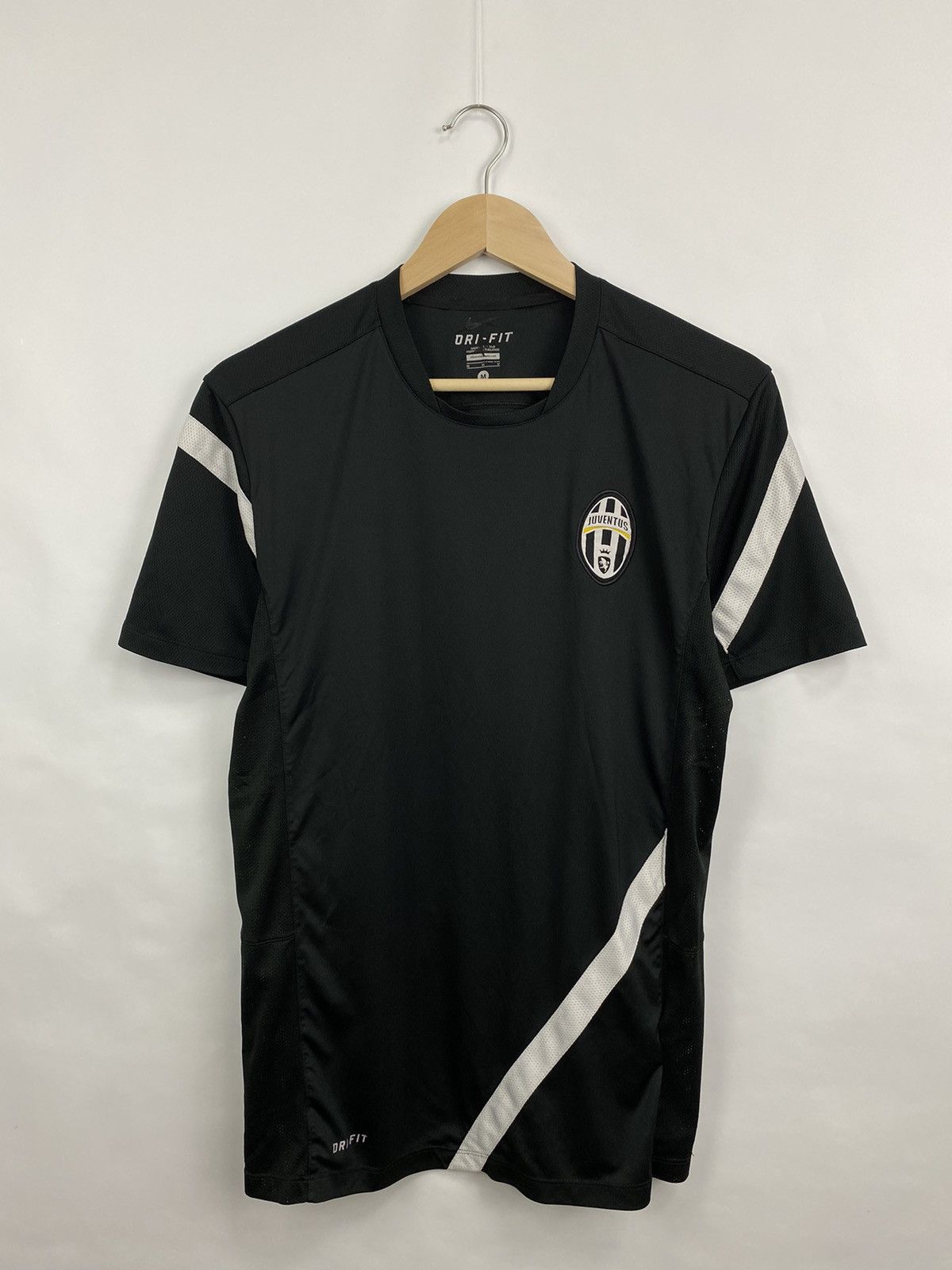 Nike 🇮🇹 Vintage 90s Nike Juventus Soccer Jersey Rare Retro Y2K Size US M / EU 48-50 / 2 - 2 Thumbnail