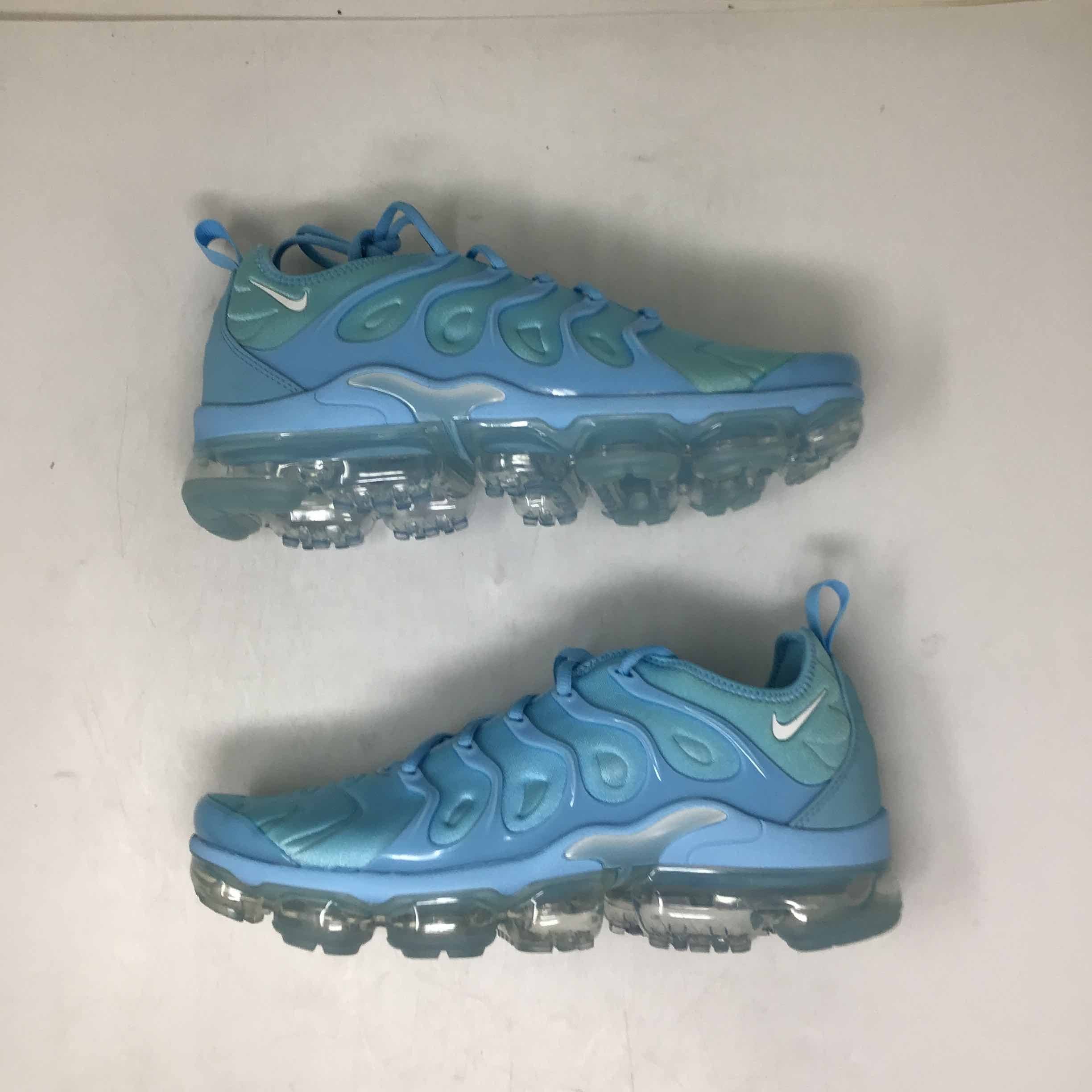 Air VaporMax Plus University Blue