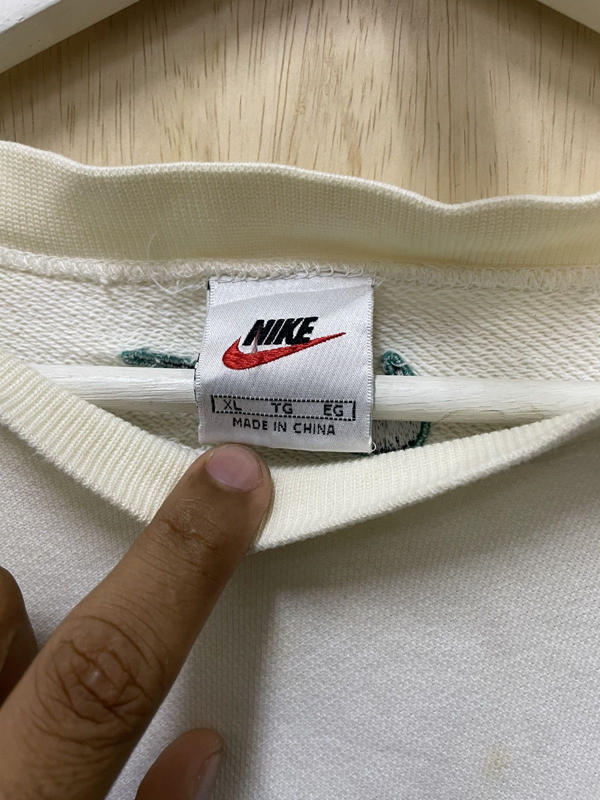 Nike × Vintage Vintage Nike Sweatshirt Size US XL / EU 56 / 4 - 6 Thumbnail
