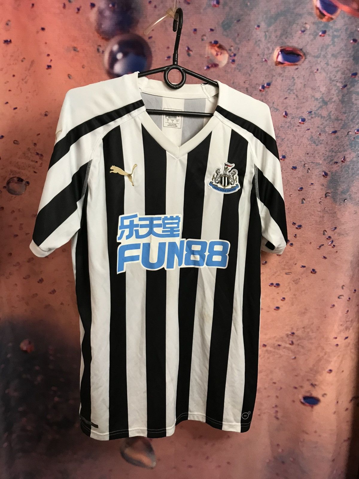 Vintage Vintage Newcastle United soccer jersey Size US L / EU 52-54 / 3 - 1 Thumbnail