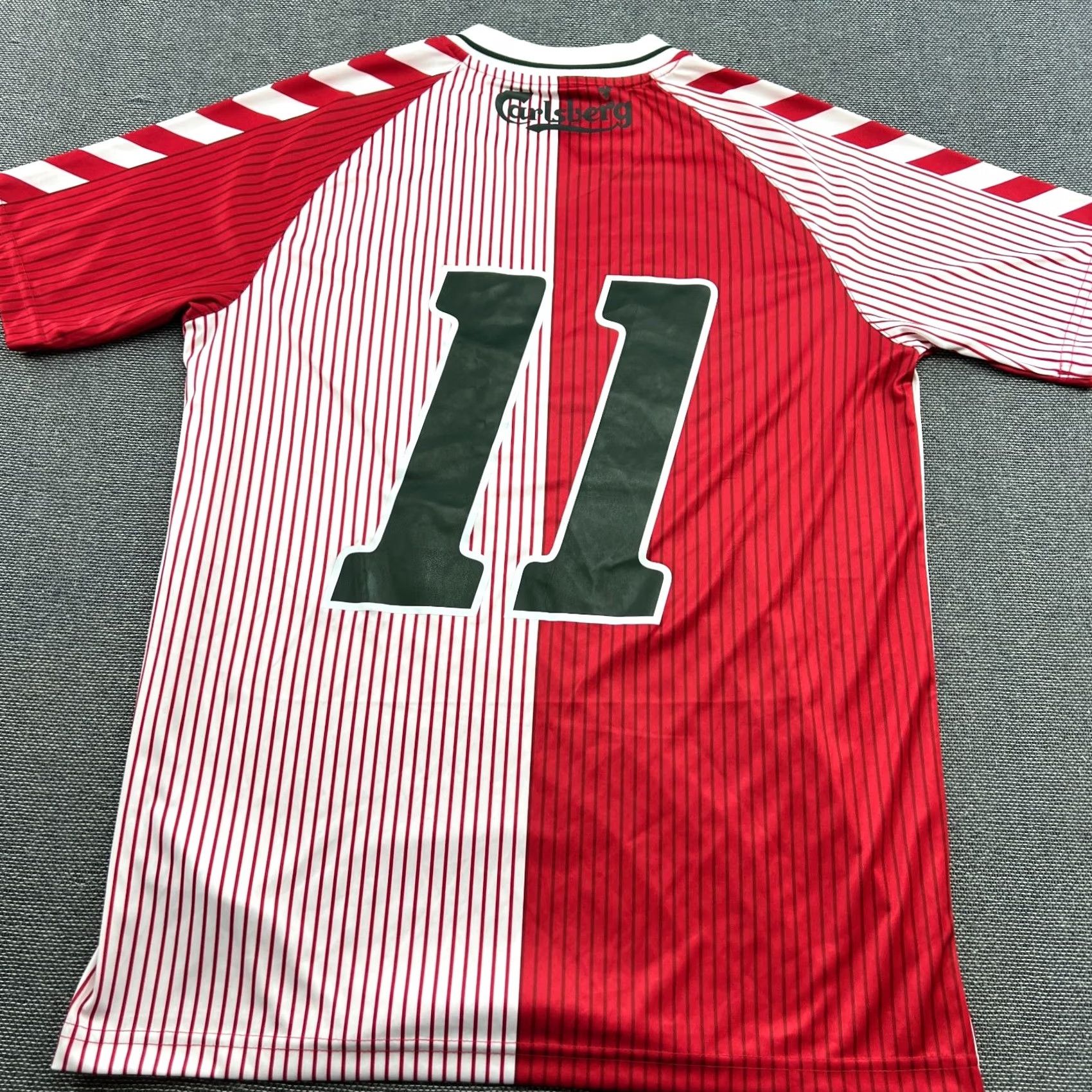 Hummel Hummel Denmark 1986 Home Laudrup #11 Mens Football Jersey M Multicolor Short Sleeve Pullover Round Neck Quick Dry Moisture Wicking Sports Shirt Size US M / EU 48-50 / 2 - 3 Thumbnail
