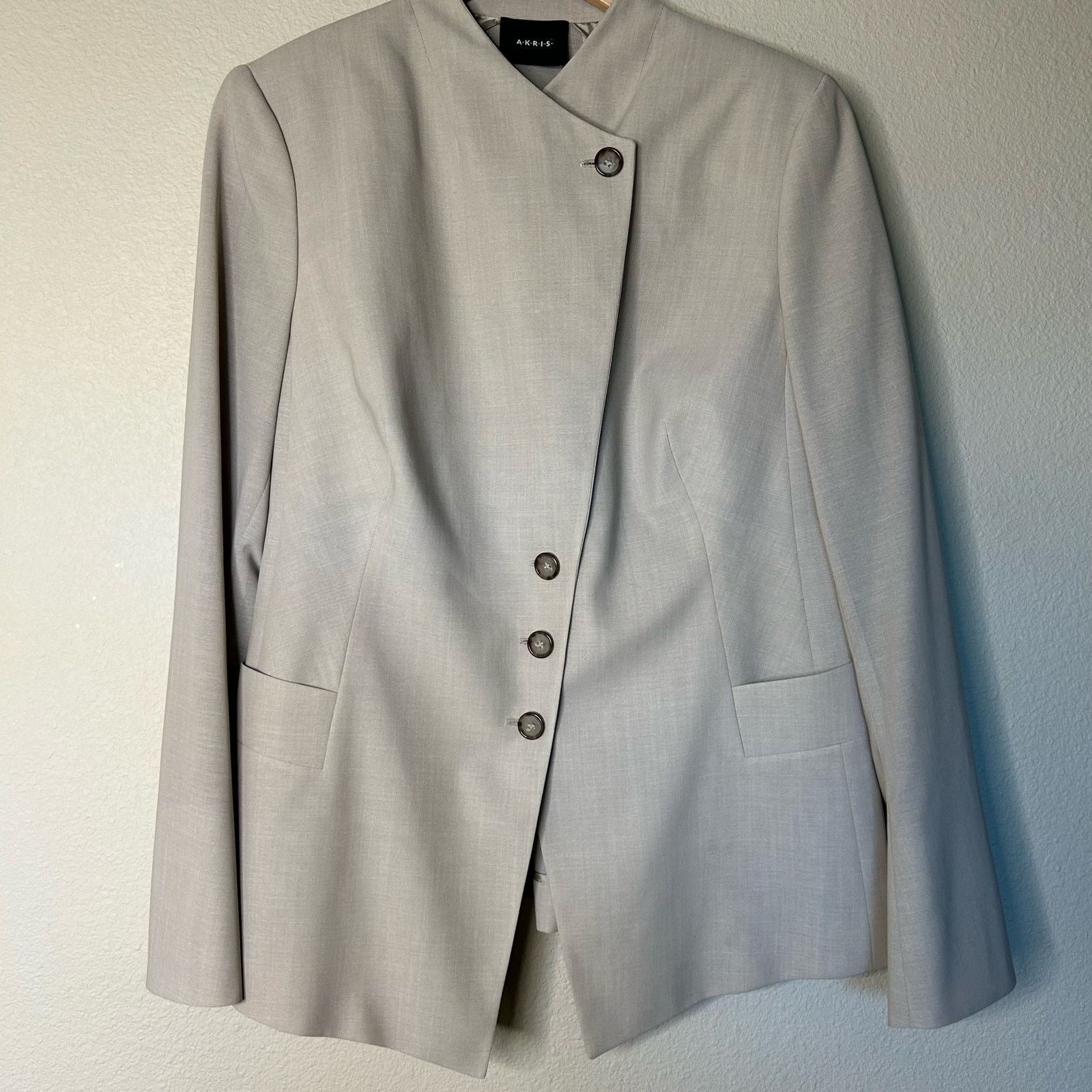 Akris Blazer 100% Wool 100% Viscose Lining Cream Size 14