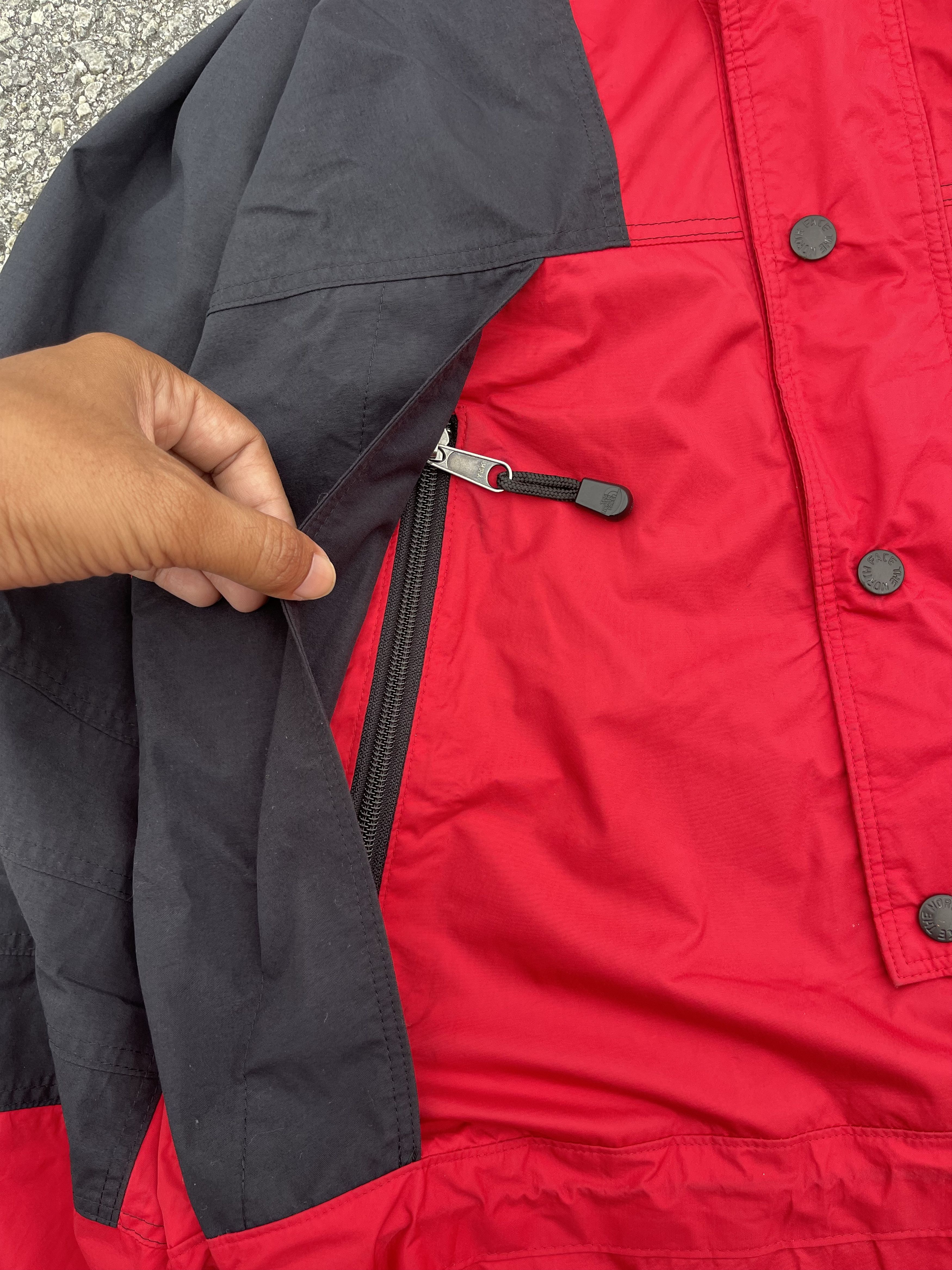 Pokemon × The North Face The North Face Anorak x Pokemon Painting Customize Travis Size US L / EU 52-54 / 3 - 9 Thumbnail