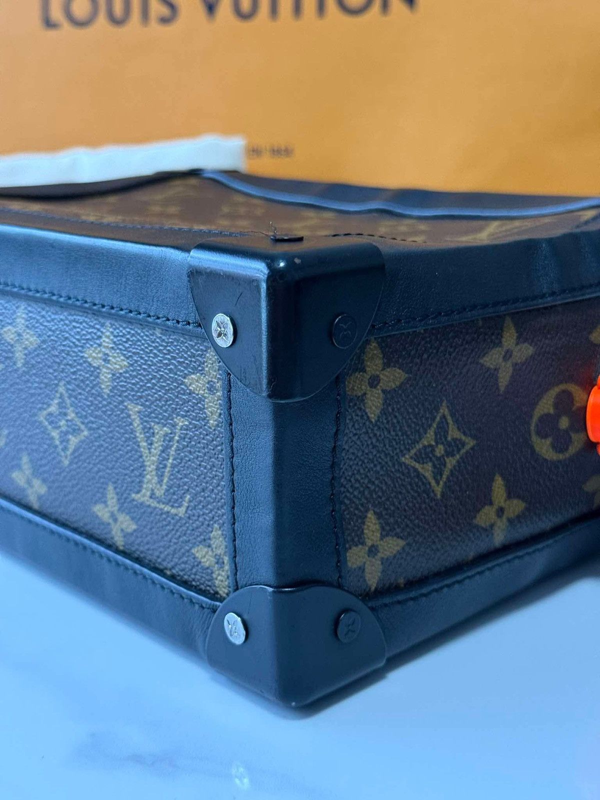Louis Vuitton Louis Vuitton Soft Trunk Size ONE SIZE - 20 Thumbnail