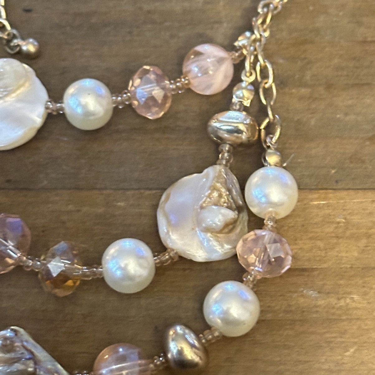 Other Mother of Pearl and bead layered necklace Size ONE SIZE - 4 Thumbnail
