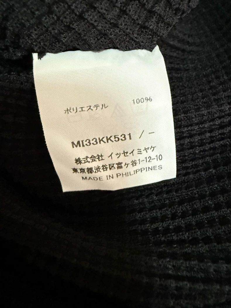Issey Miyake issey miyake size:one size Pleated mid-sleeved magic suit Size XXS / US 00 / IT 34 - 4 Thumbnail