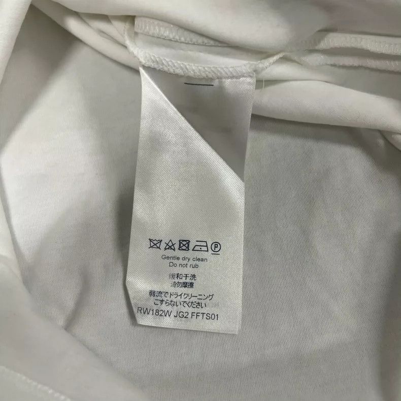 Louis Vuitton Louis Vuitton Patch short-sleeve T-shirt 2505-Nextarrow Size US M / EU 48-50 / 2 - 6 Thumbnail